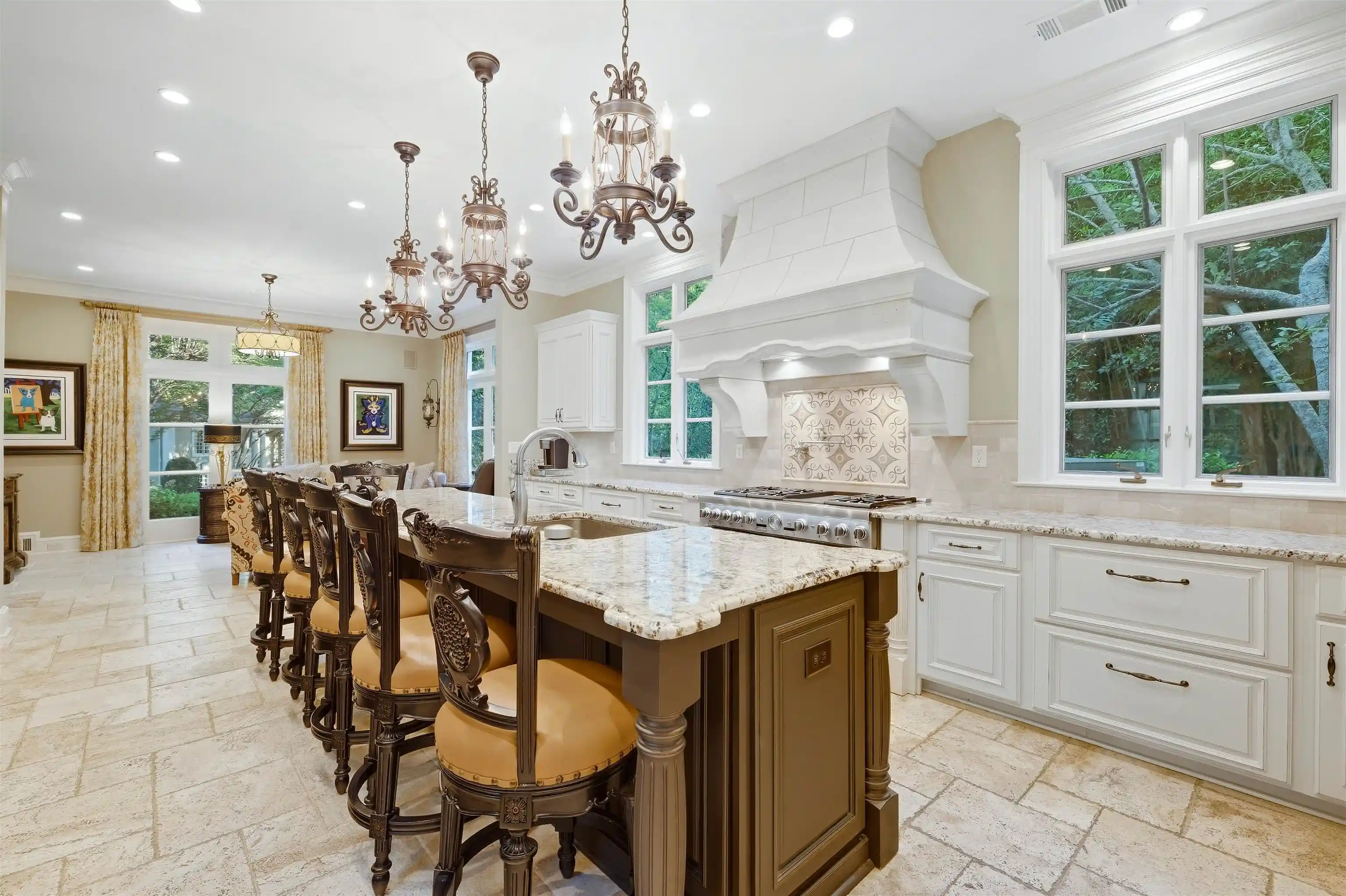 Photo 3 of Mansion for sale at 409 N River Oaks Rd, Memphis, TN 38120 | MLS# 10230704 | Listing updated on 2026-09-18