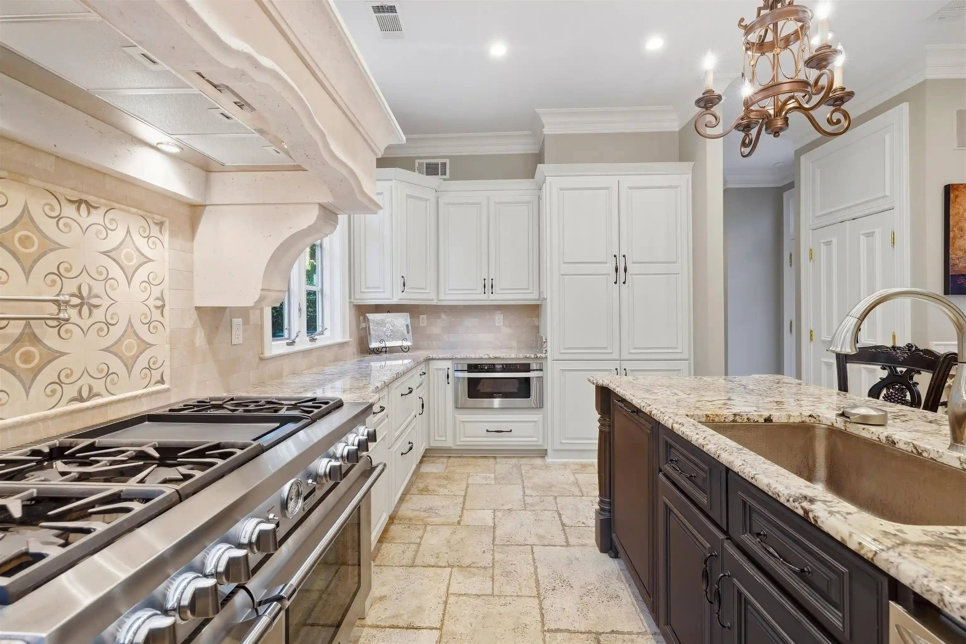 Photo 3 of Single family home for sale at 409 N River Oaks Rd, Memphis, TN 38120 | MLS# 10230704 | Listing updated on 2026-09-18