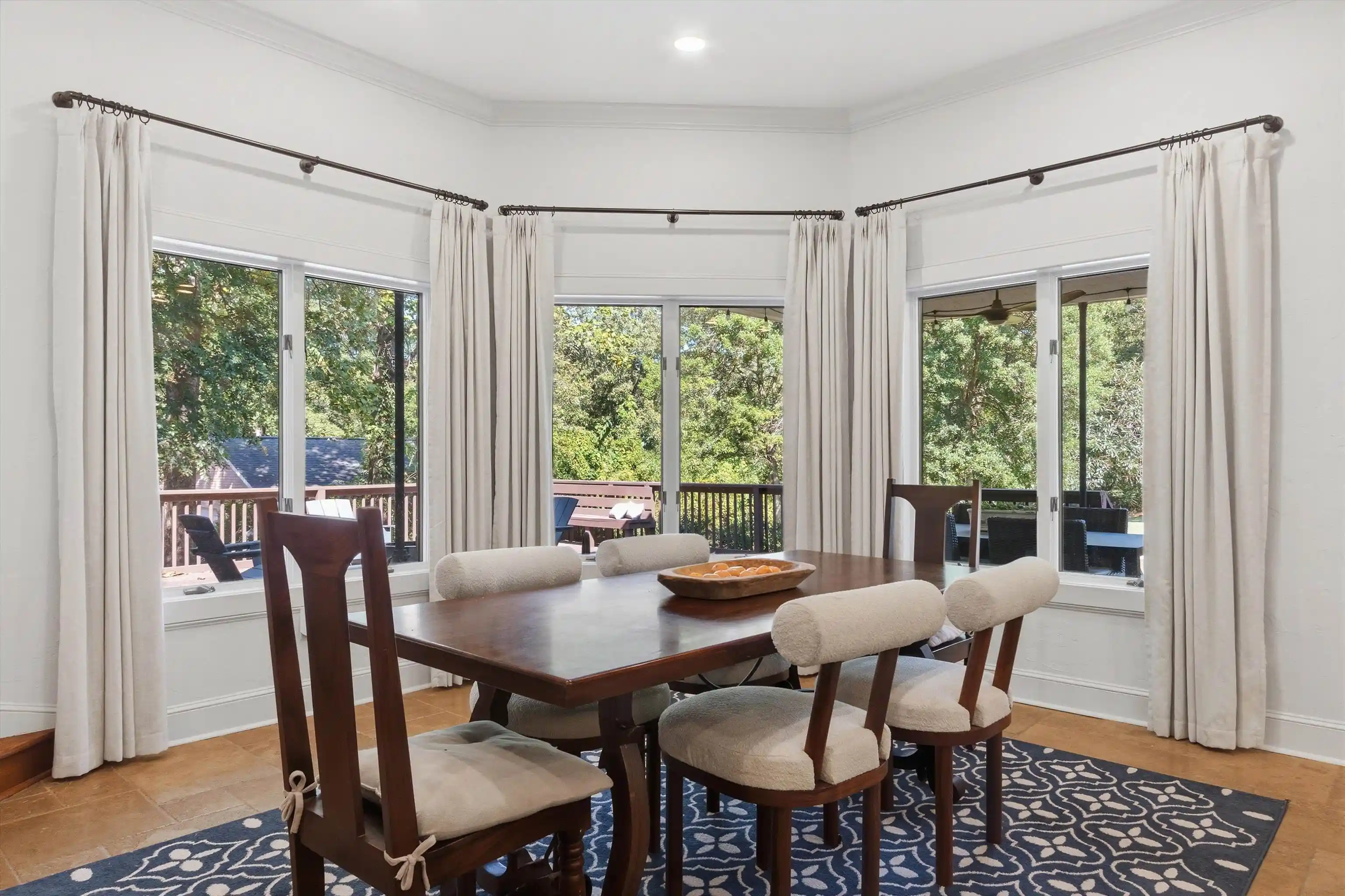 Photo 3 of Mansion for sale at 8978 Jenna Rd, Germantown, TN 38138 | MLS# 10230715 | Listing updated on 2026-10-07