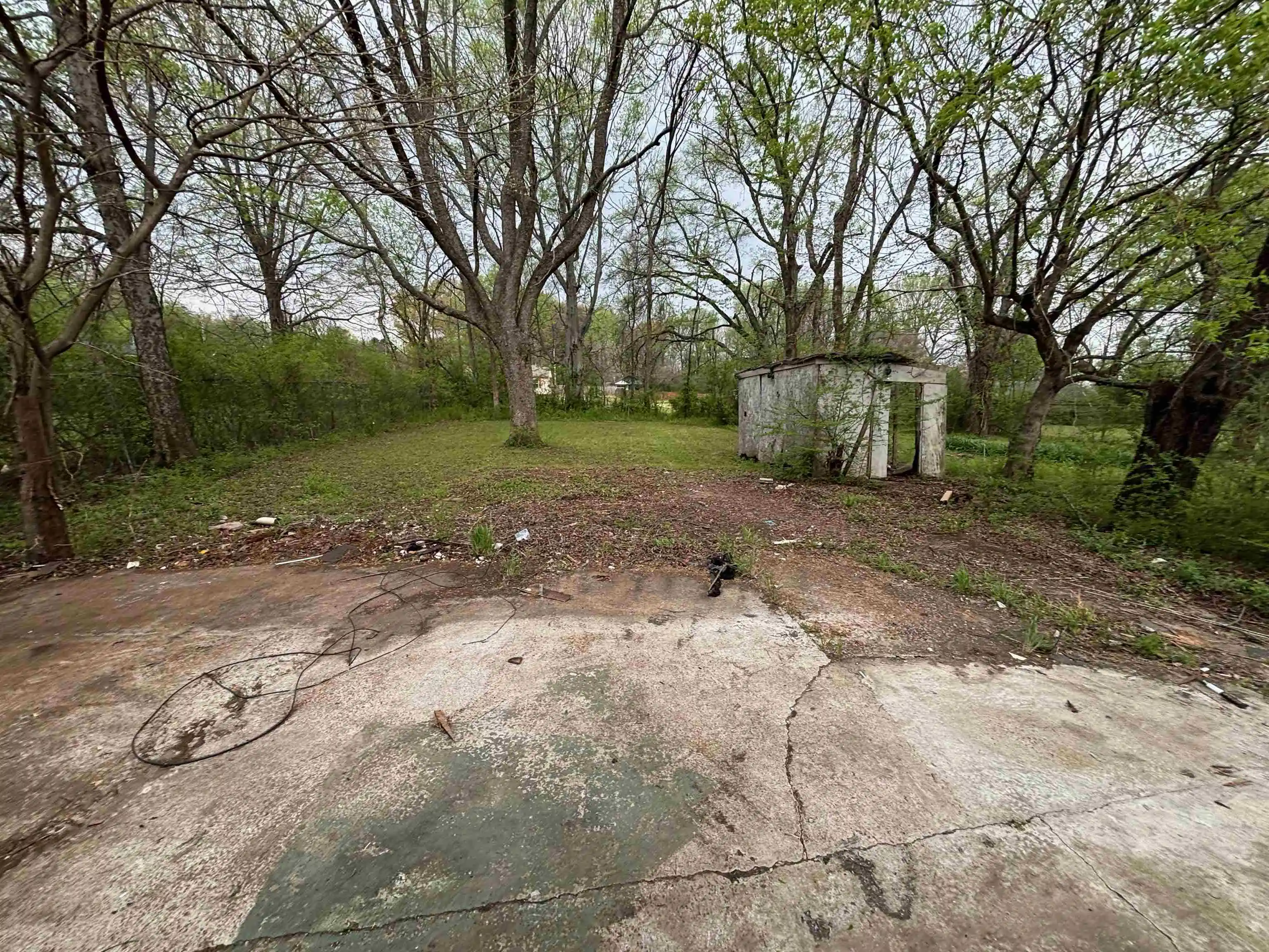 Photo 2 of Single family home for sale at 3043 Sax Rd, Memphis, TN 38109 | MLS# 10230729 | Listing updated on 2026-09-18