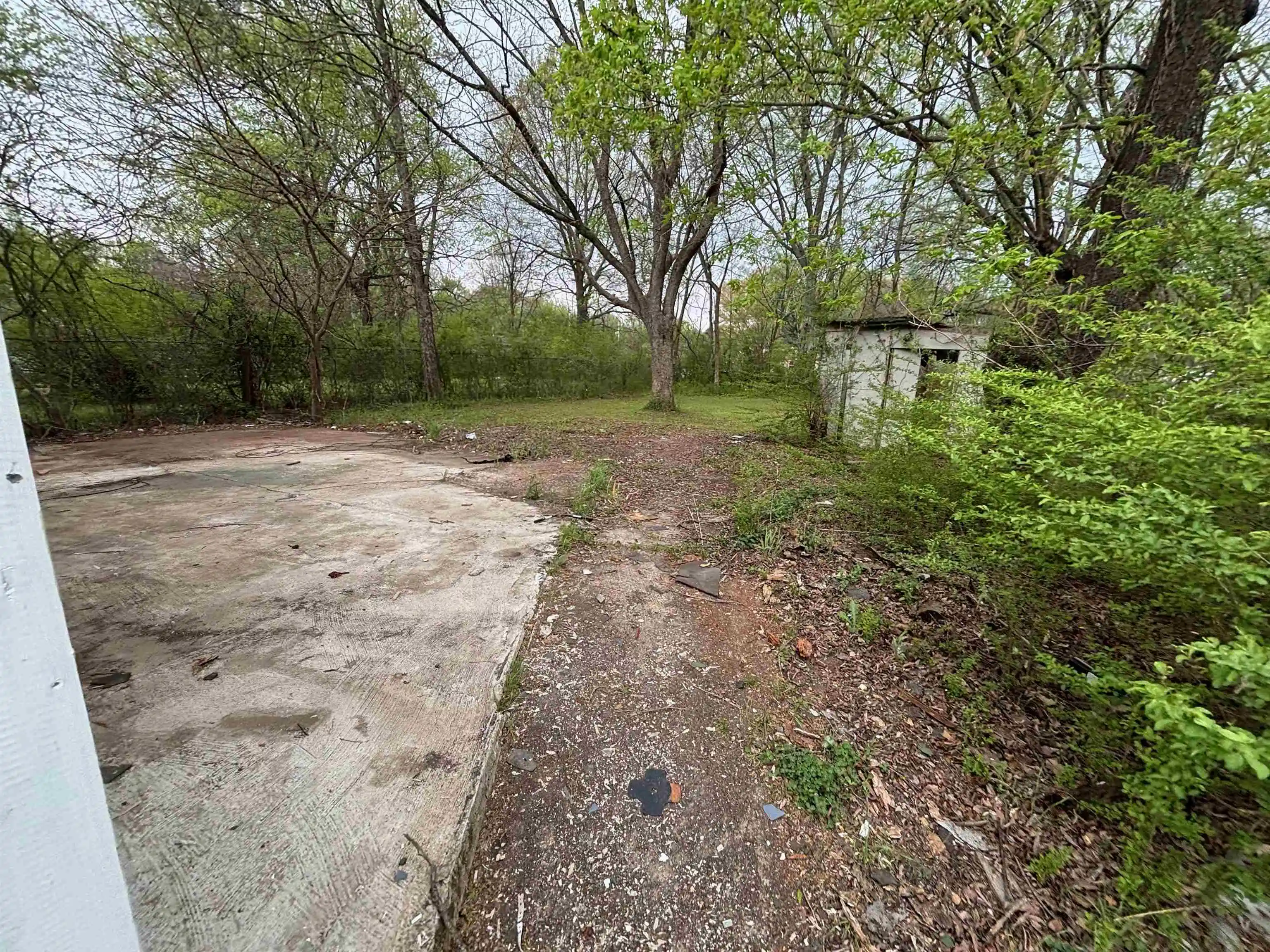 Photo 10 of Single family home for sale at 3043 Sax Rd, Memphis, TN 38109 | MLS# 10230729 | Listing updated on 2026-09-18