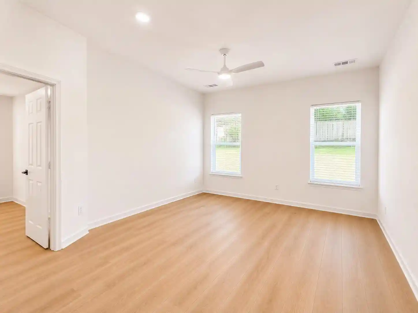 Photo 2 of Single family home for sale at 1429 Timothy Dr, Memphis, TN 38116 | MLS# 10230744 | Listing updated on 2026-09-26