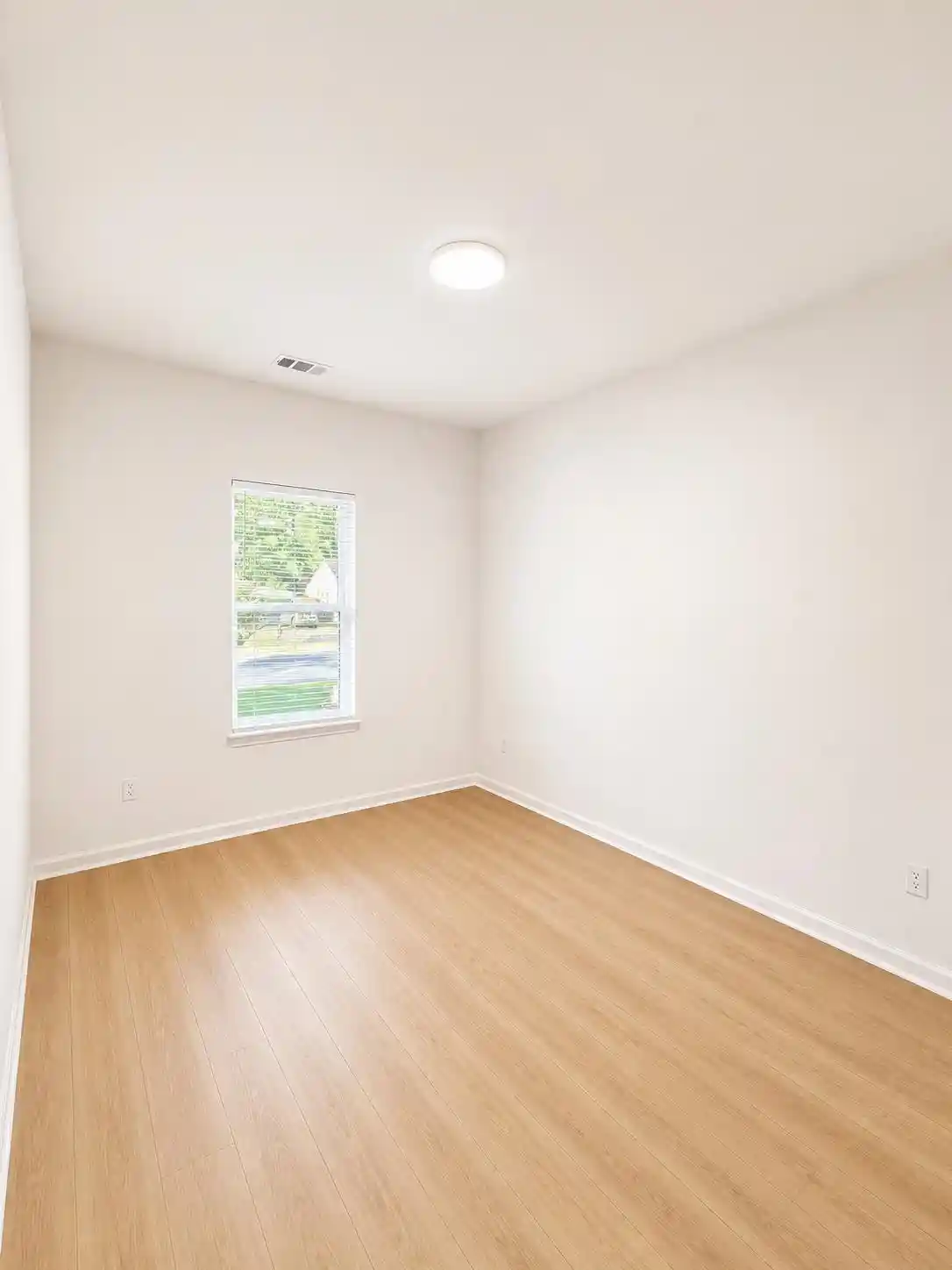 Photo 3 of Single family home for sale at 1429 Timothy Dr, Memphis, TN 38116 | MLS# 10230744 | Listing updated on 2026-09-26