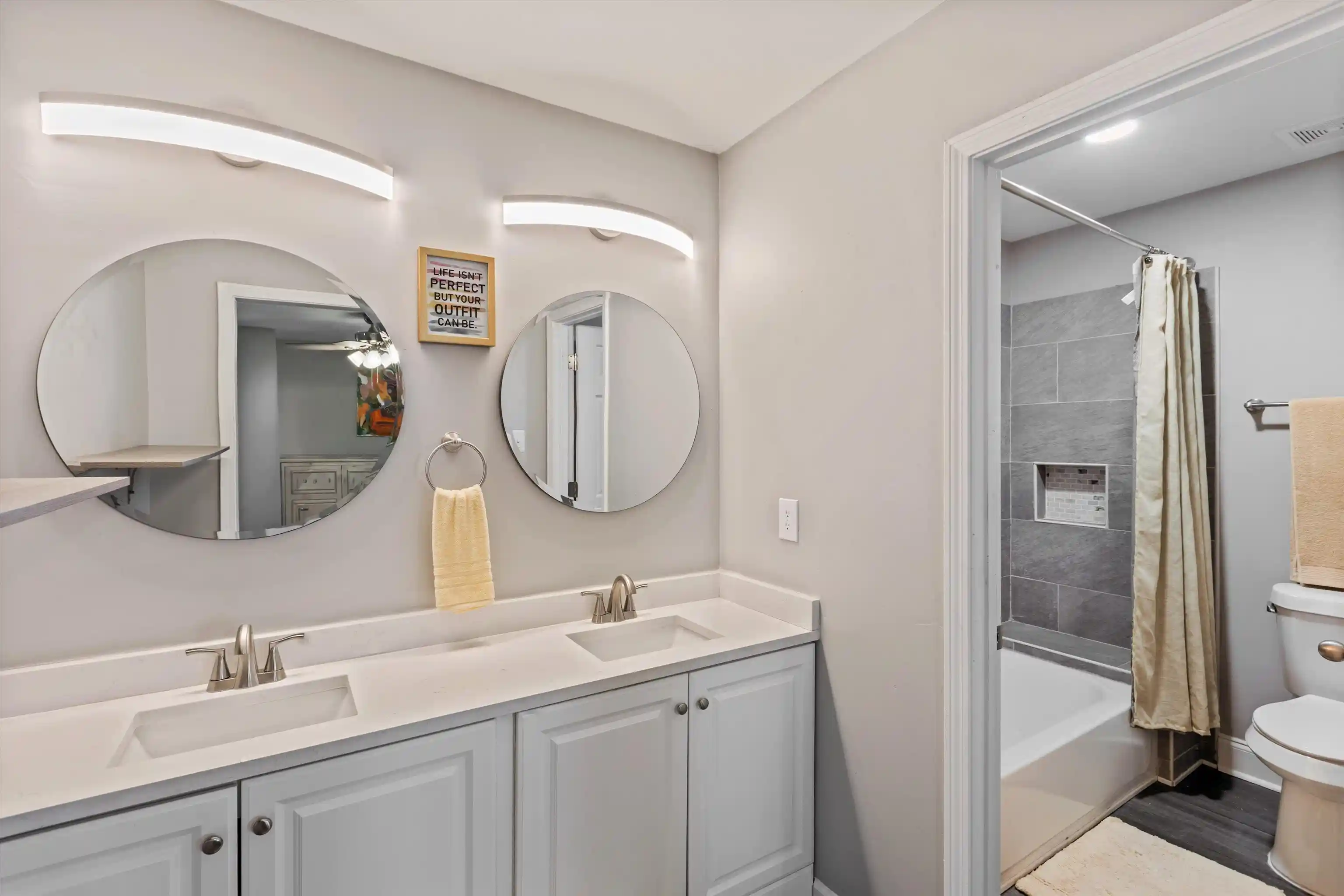 Photo 4 of Townhouse for sale at 3585 Bishops Gate Dr, Memphis, TN 38115 | MLS# 10230754 | Listing updated on 2026-09-19