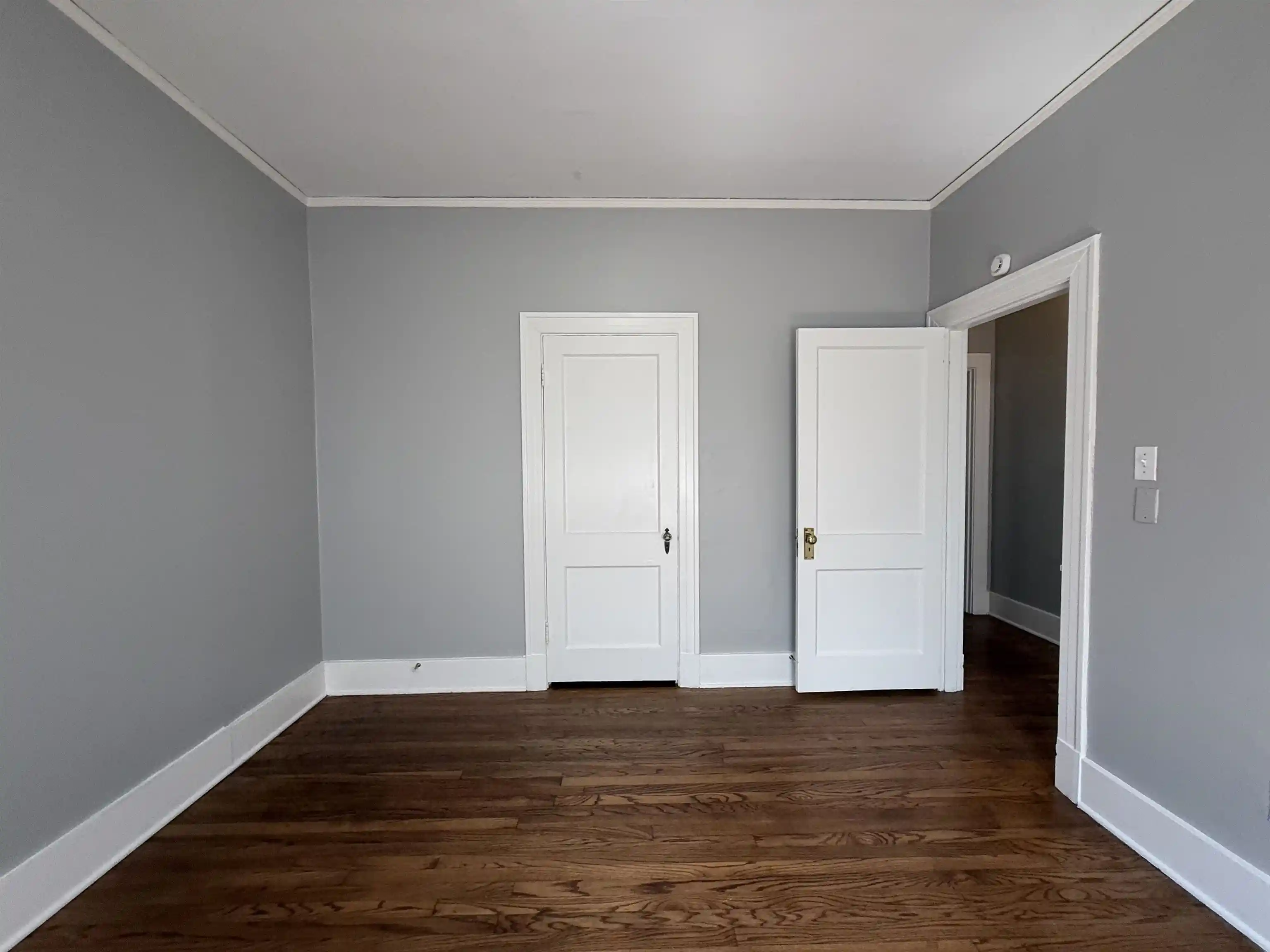 Photo 4 of Single family home for sale at 745 Holly St, Memphis, TN 38112 | MLS# 10230755 | Listing updated on 2026-10-05