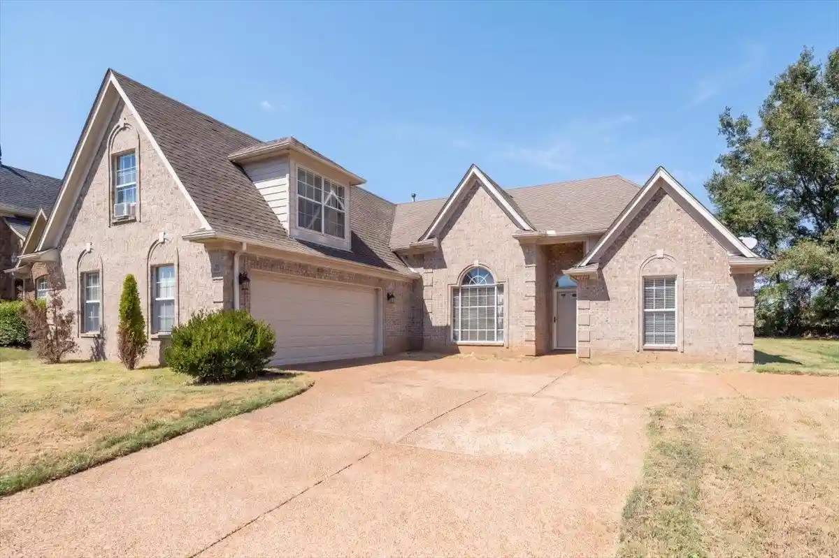 Photo 1 of Single family home for sale at 9562 Misty Knoll Dr, Cordova, TN 38016 | MLS# 10230760 | Listing updated on 2026-09-19