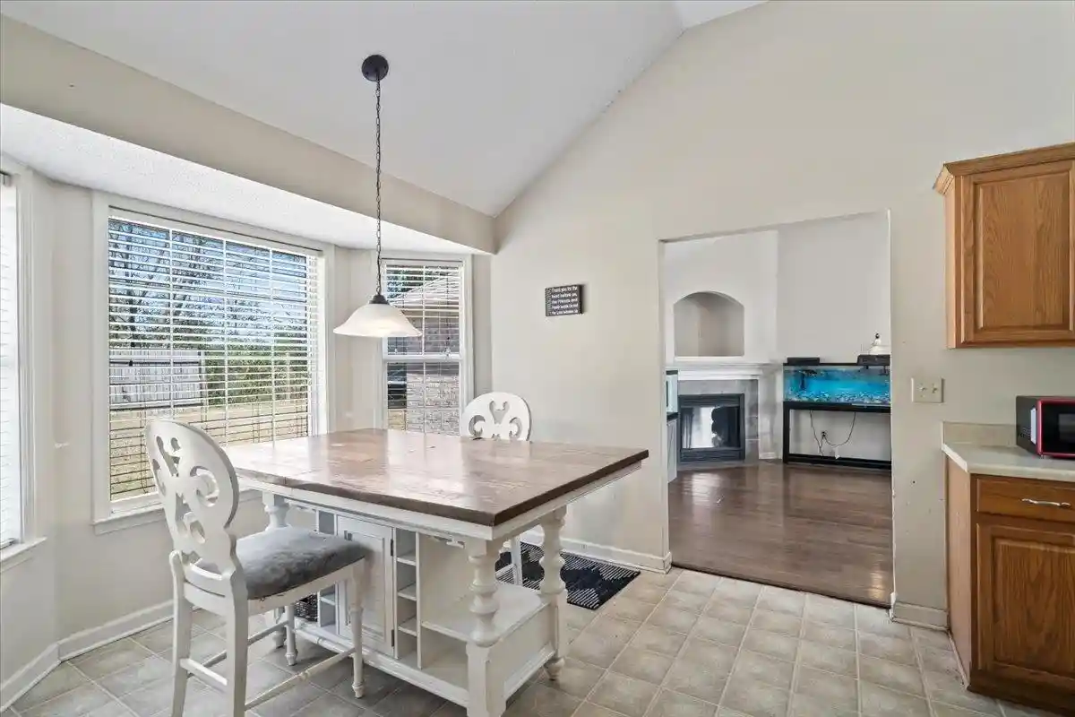Photo 3 of Single family home for sale at 9562 Misty Knoll Dr, Cordova, TN 38016 | MLS# 10230760 | Listing updated on 2026-09-19