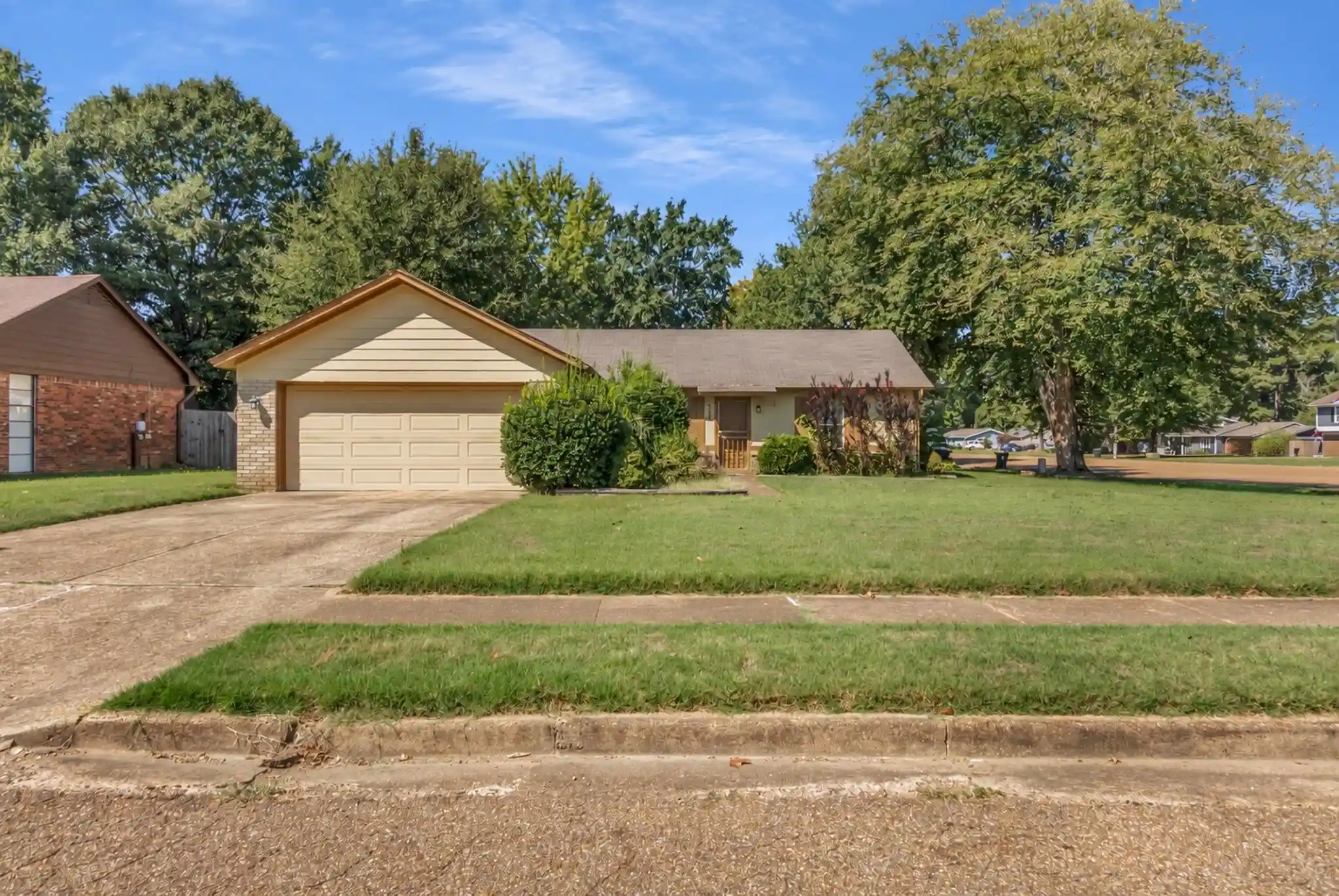 Photo 1 of Sale Pending at 2391 Barbaro Dr, Bartlett, TN 38134 | MLS# 10230761 | Listing updated on 2026-10-02
