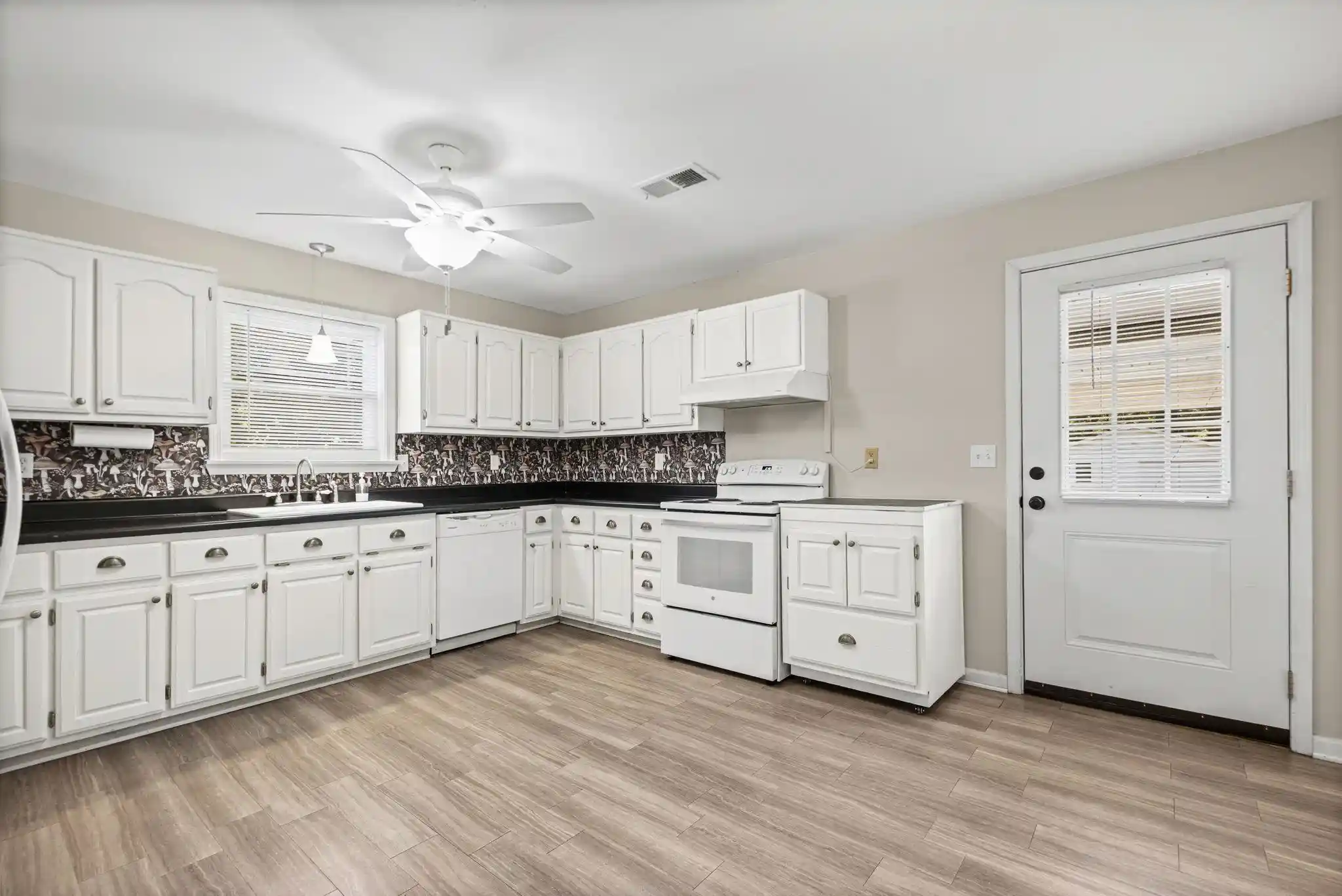 Photo 24 of Sale Pending at 271 E Woodlawn Ave, Brighton, TN 38011 | MLS# 10230774 | Listing updated on 2026-09-29