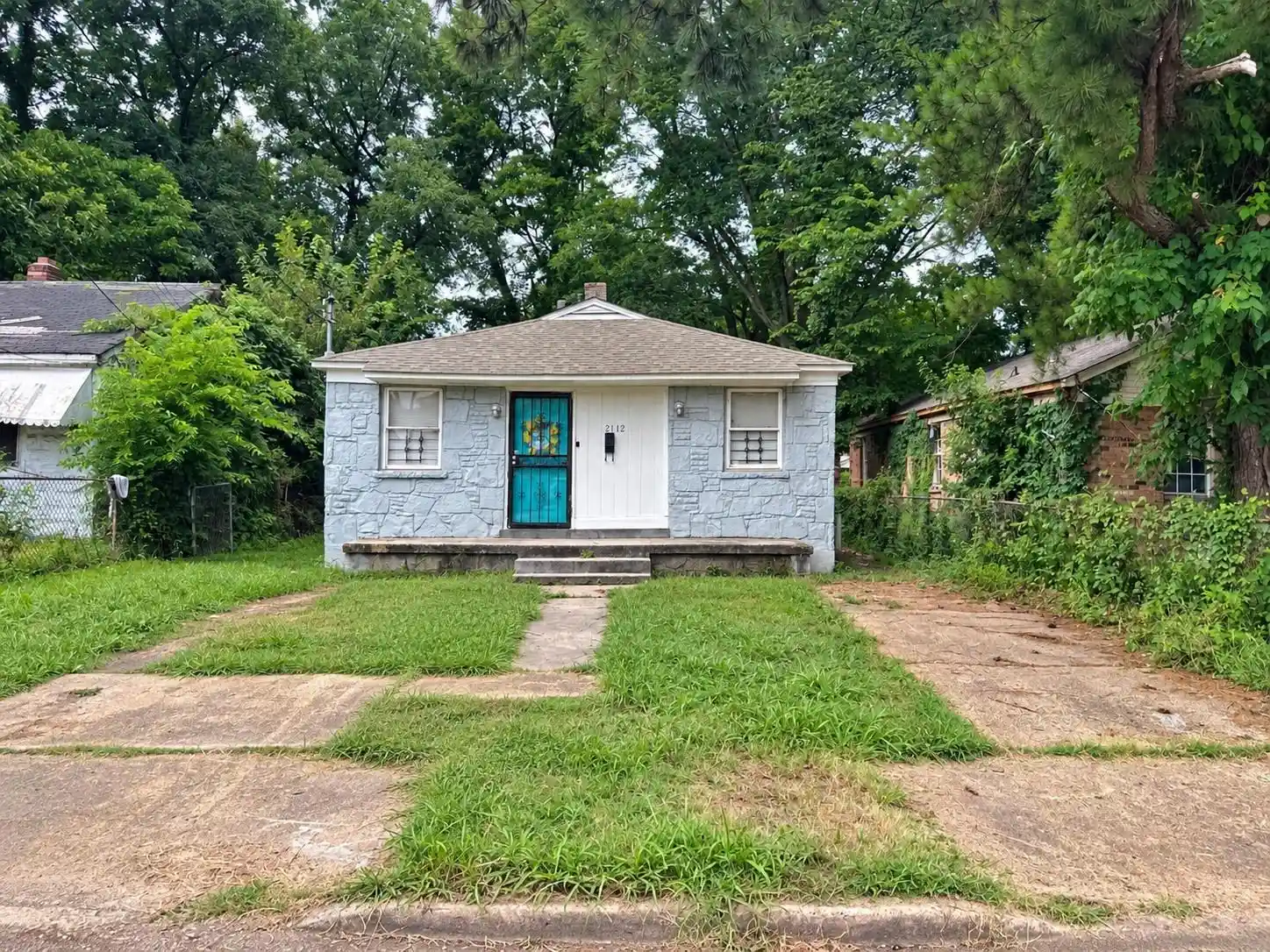 Photo 1 of Single family home for sale at 2112 Stovall Ave, Memphis, TN 38108 | MLS# 10230795 | Listing updated on 2026-09-21