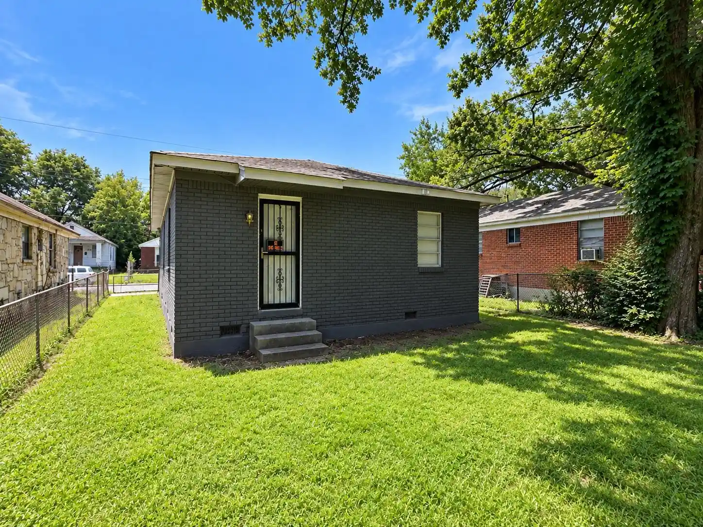 Photo 3 of Single family home for sale at 2396 Vandale Ave, Memphis, TN 38108 | MLS# 10230800 | Listing updated on 2026-09-21