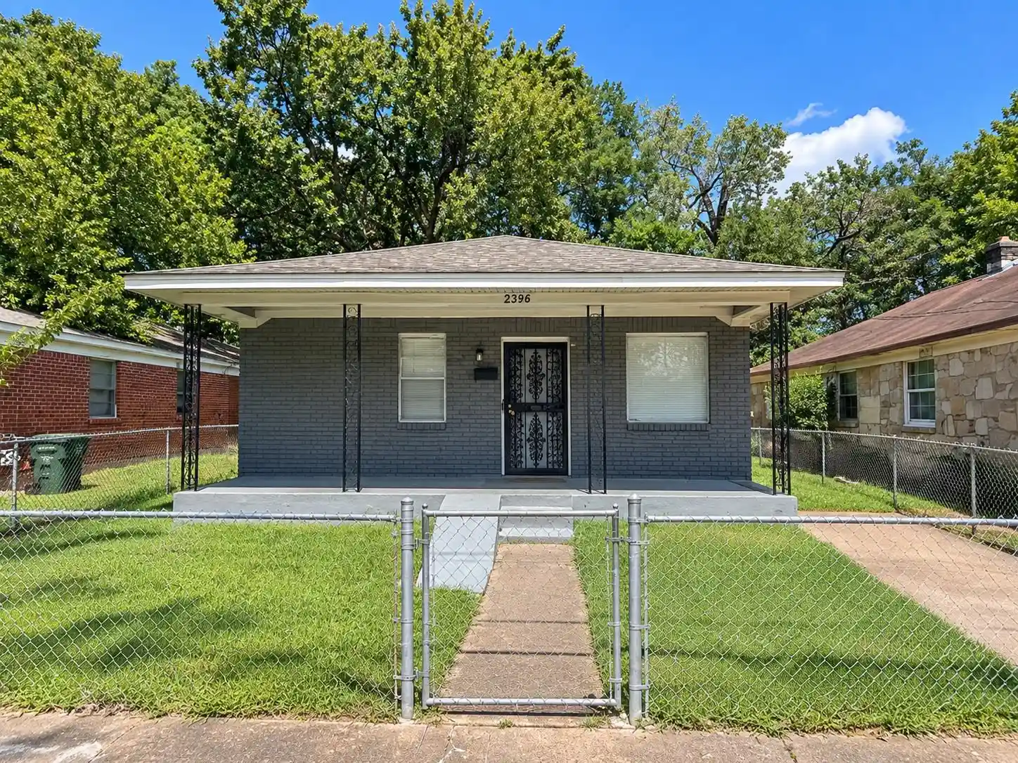 Photo 4 of Single family home for sale at 2396 Vandale Ave, Memphis, TN 38108 | MLS# 10230800 | Listing updated on 2026-09-21