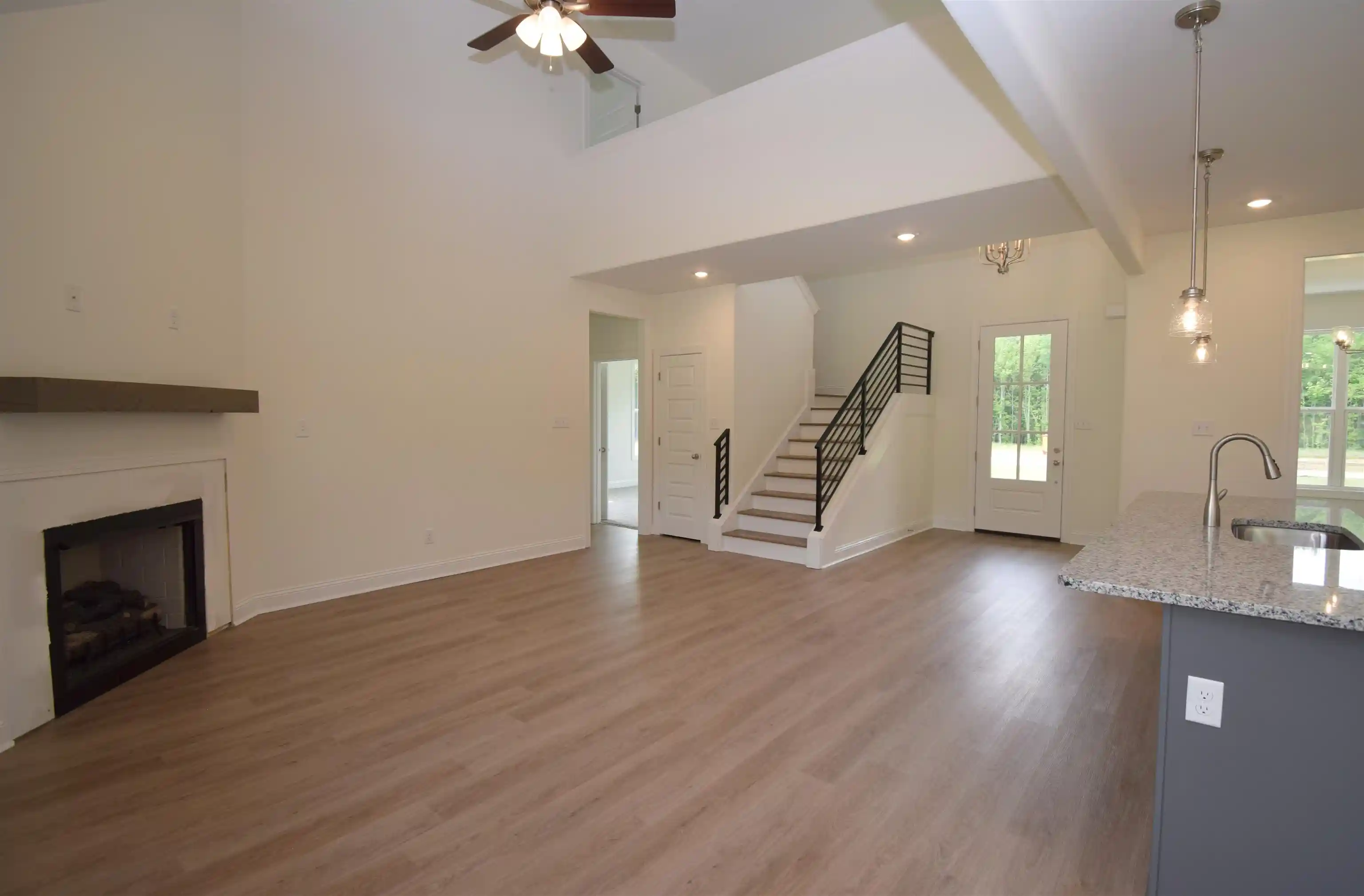 Photo 2 of Sale Pending at 250 Centerline Roper Loop, Byhalia, MS 38611 | MLS# 10230827 | Listing updated on 2026-09-21