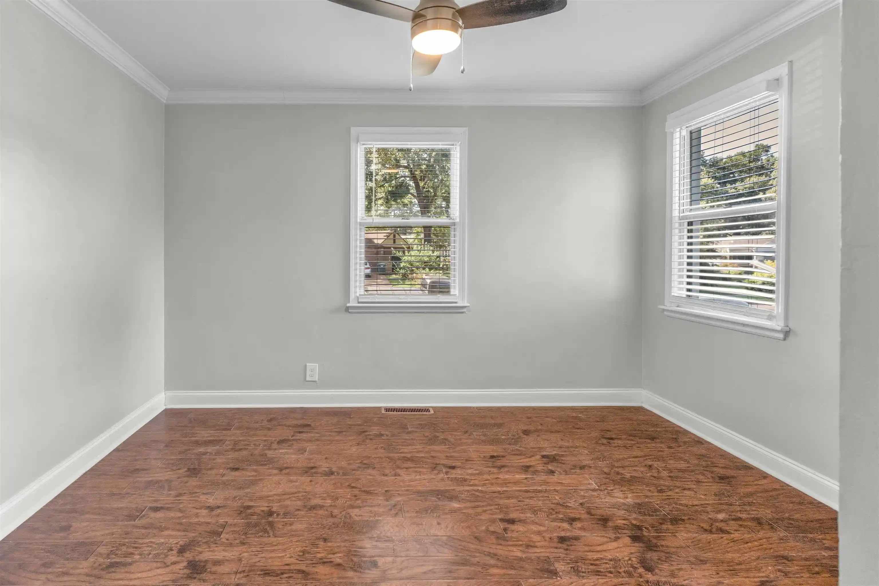 Photo 4 of Single family home for sale at 3200 N Waynoka Cir, Memphis, TN 38111 | MLS# 10230829 | Listing updated on 2026-09-22