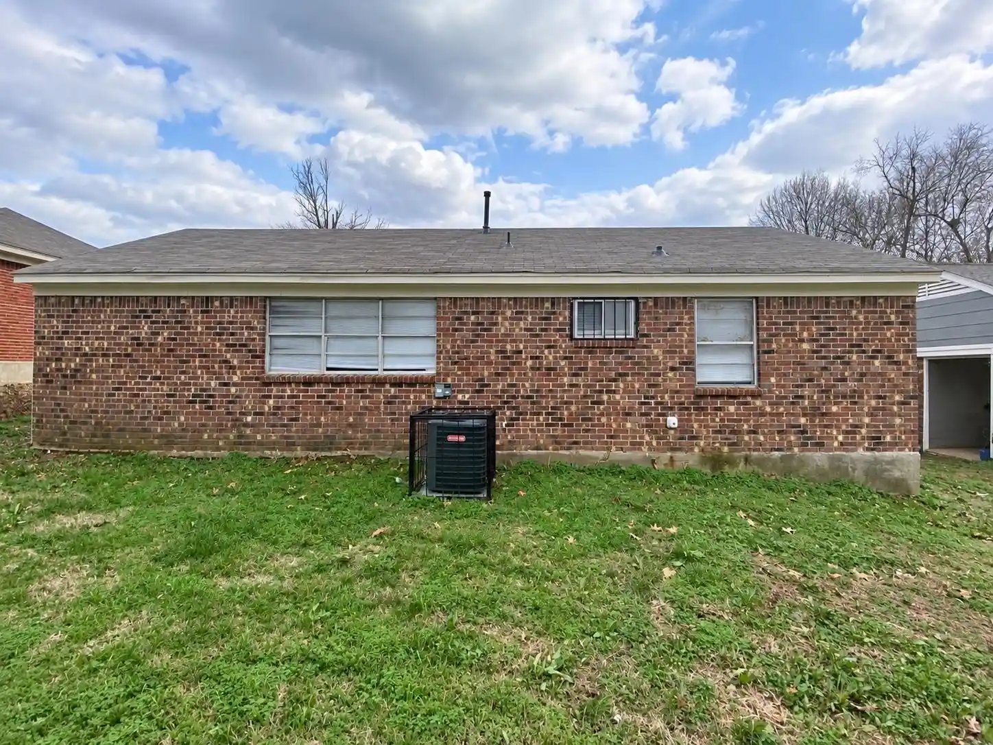 Photo 3 of Single family home for sale at 2492 Lisa Ave, Memphis, TN 38127 | MLS# 10230848 | Listing updated on 2026-09-21
