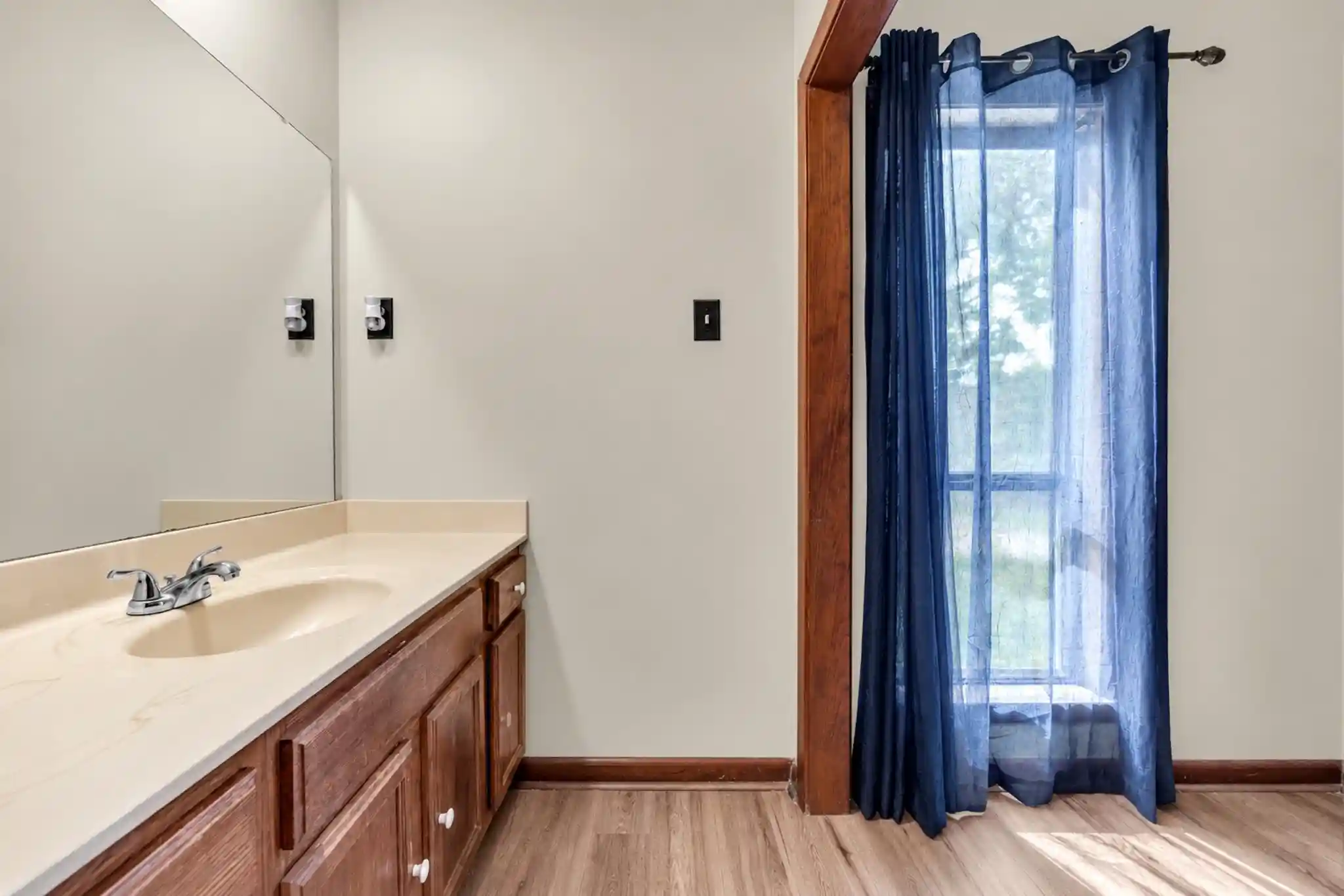 Photo 2 of Single family home for sale at 6043 Harvest Moon Cv, Memphis, TN 38141 | MLS# 10230850 | Listing updated on 2026-09-21