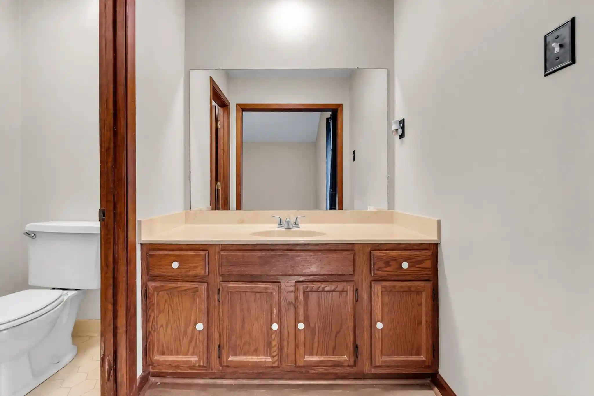 Photo 3 of Single family home for sale at 6043 Harvest Moon Cv, Memphis, TN 38141 | MLS# 10230850 | Listing updated on 2026-09-21