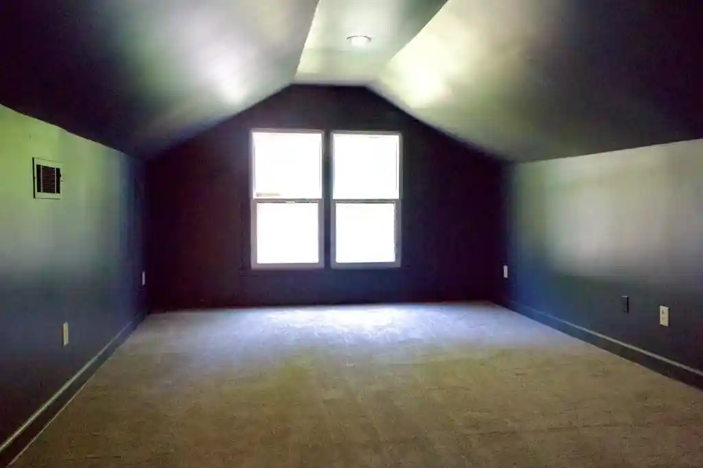 Photo 3 of Single family home for sale at 2336 Kirby Pky, Memphis, TN 38119 | MLS# 10230851 | Listing updated on 2026-09-26