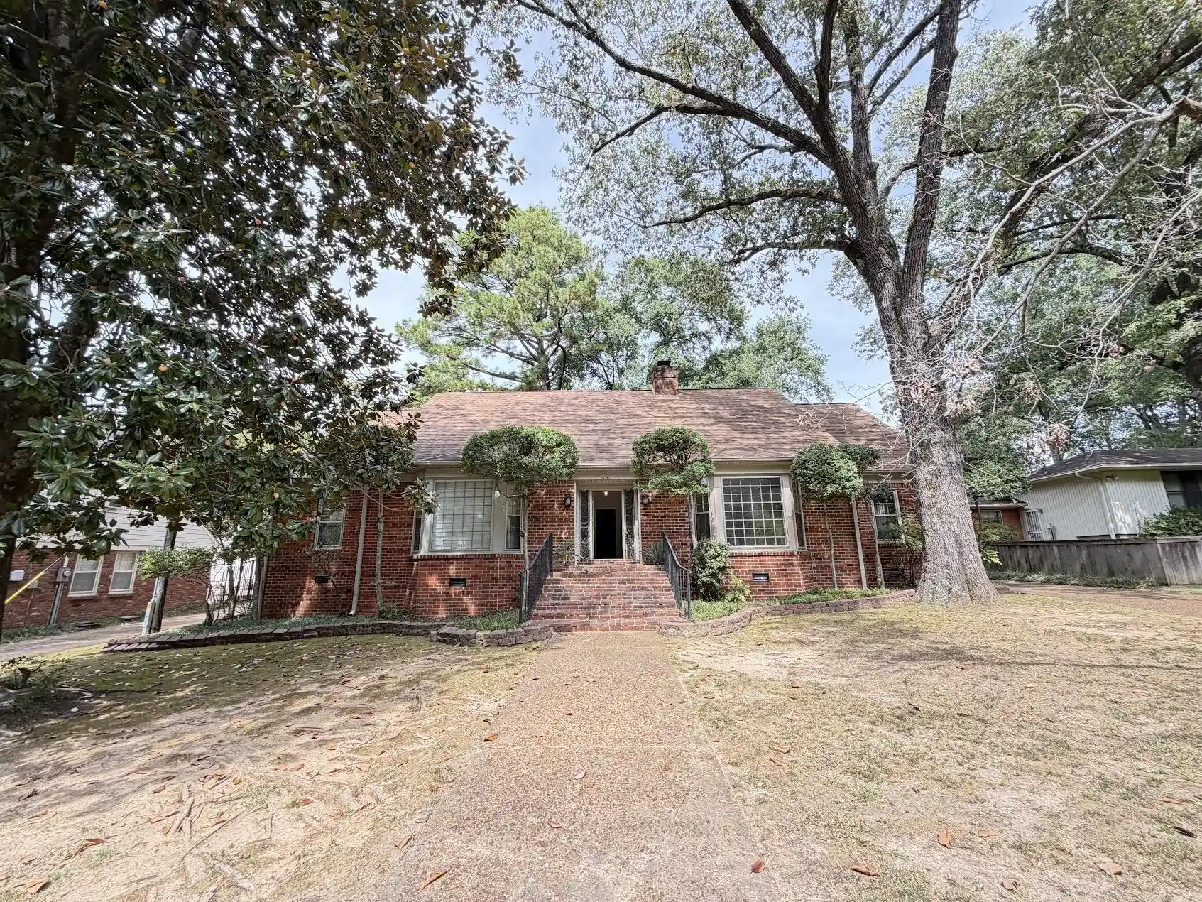 Photo 1 of Single family home for sale at 5050 Cole Rd, Memphis, TN 38117 | MLS# 10230863 | Listing updated on 2026-09-22