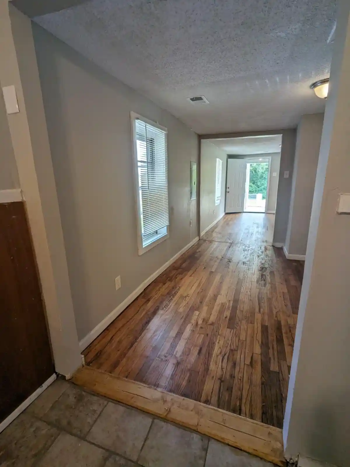 Photo 4 of Single family home for sale at 1556 Cane Ave, Memphis, TN 38106 | MLS# 10230873 | Listing updated on 2026-09-22