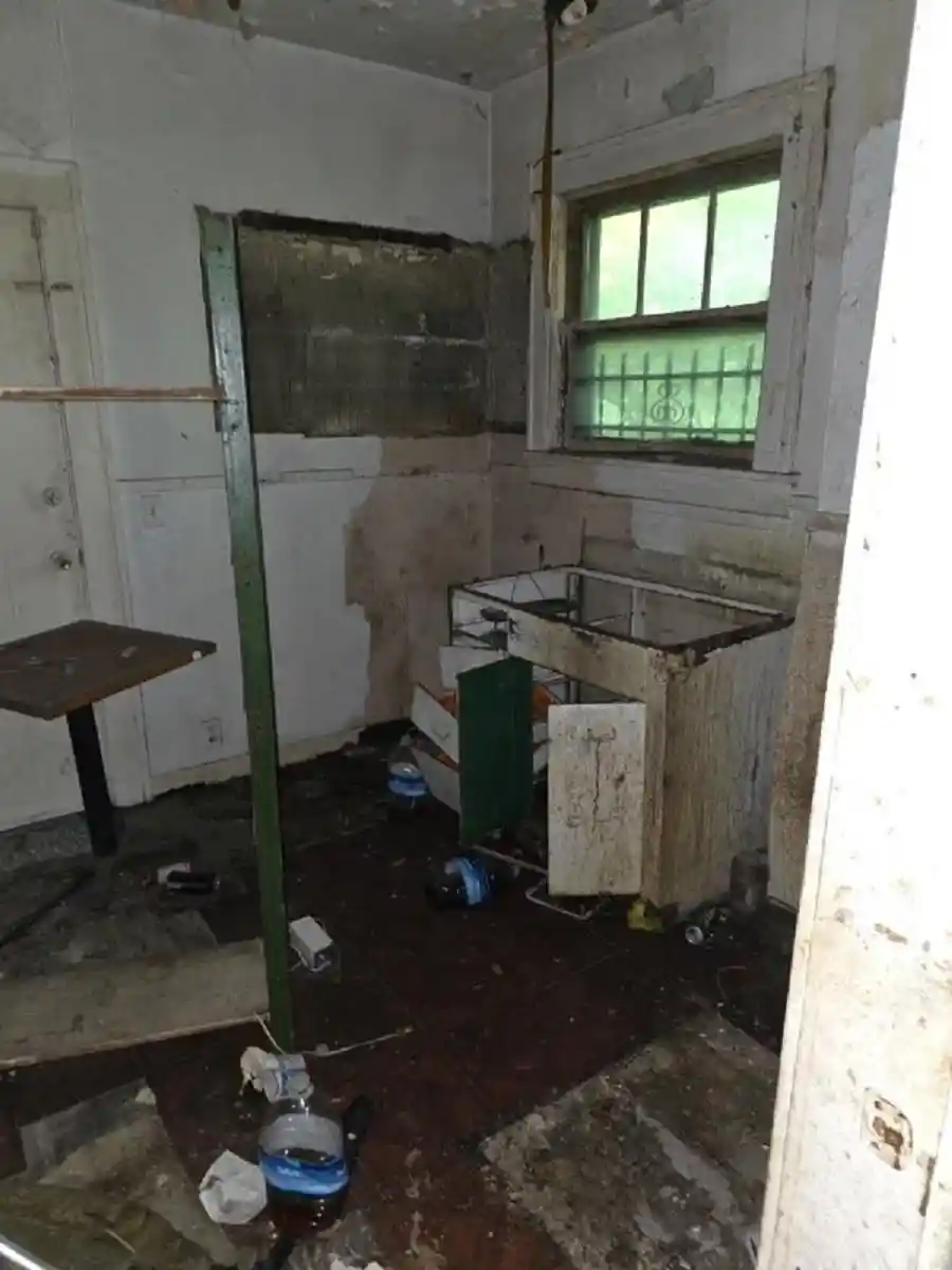 Photo 4 of Single family home for sale at 1177 Melrose St, Memphis, TN 38106 | MLS# 10230888 | Listing updated on 2026-09-22