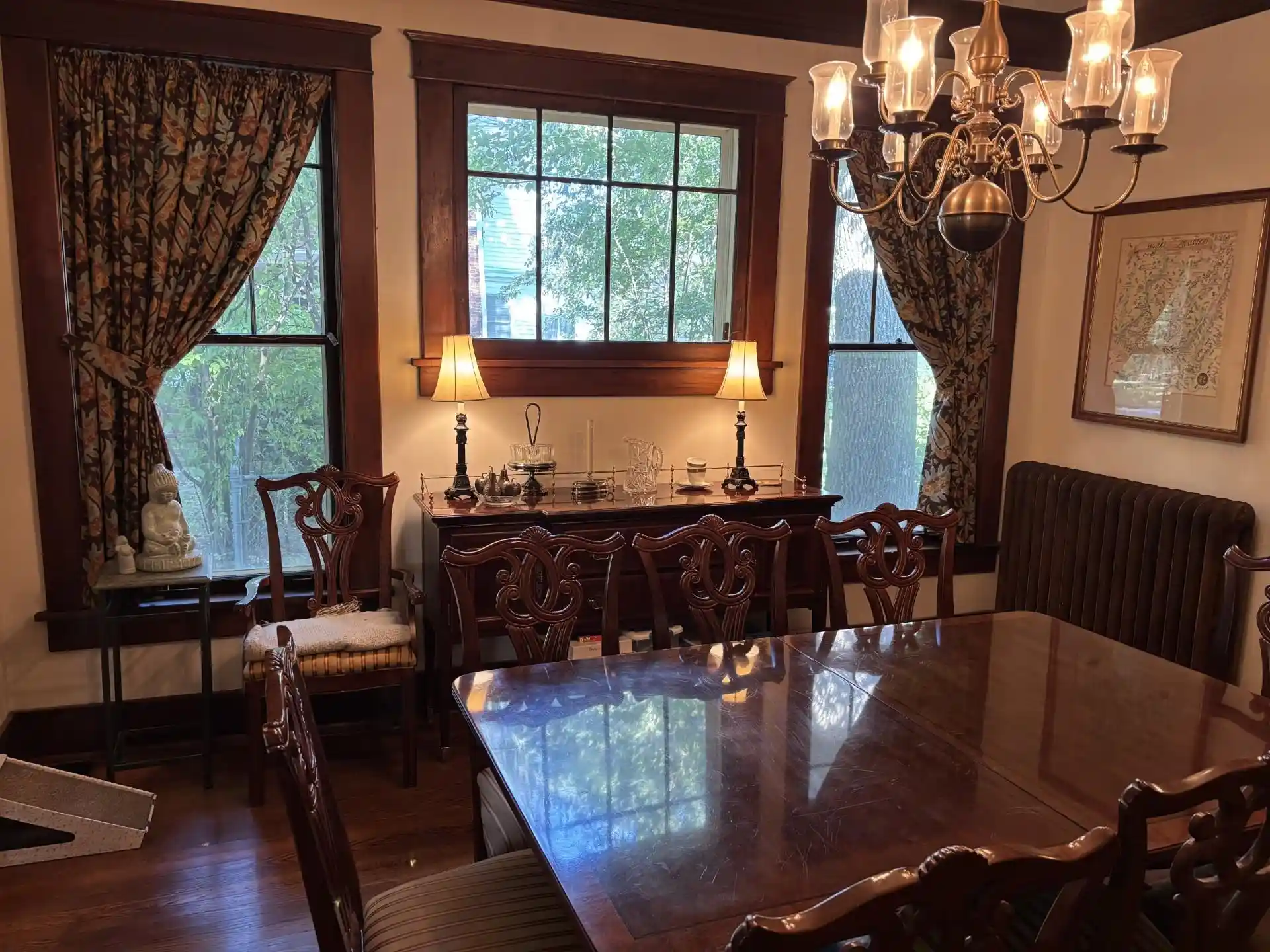 Photo 3 of Single family home for sale at 1762 Autumn Ave, Memphis, TN 38112 | MLS# 10230899 | Listing updated on 2026-09-23