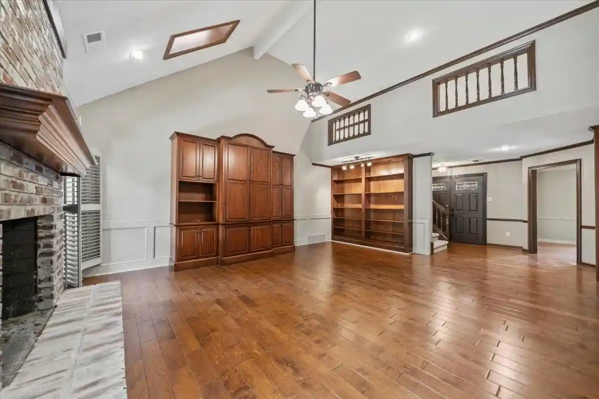 Photo 4 of Single family home for sale at 8950 Glendale Cv, Cordova, TN 38018 | MLS# 10230901 | Listing updated on 2026-10-04