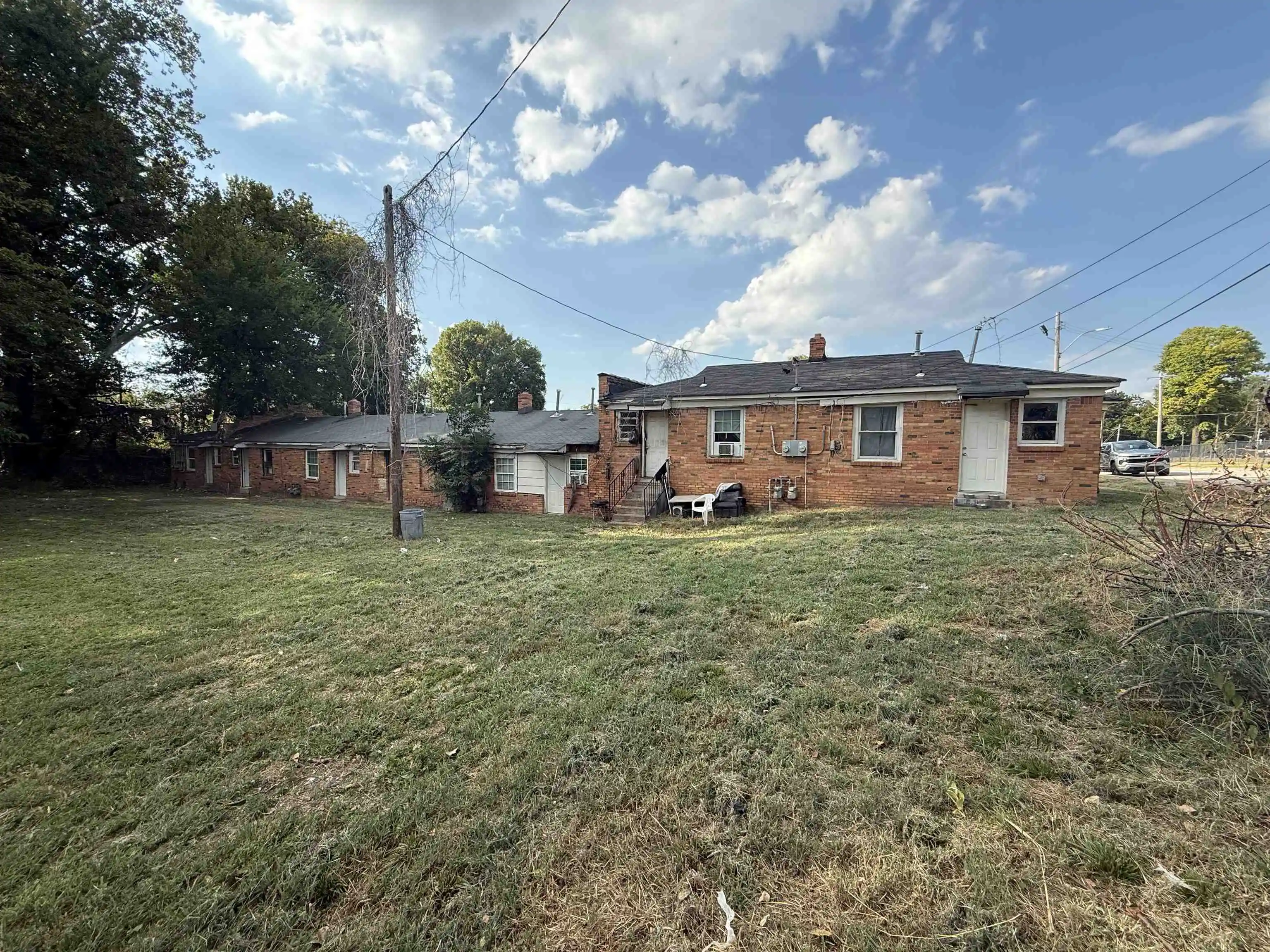 Photo 3 of Multi family home for sale at 229 N Dunlap St, Memphis, TN 38105 | MLS# 10230922 | Listing updated on 2026-09-22
