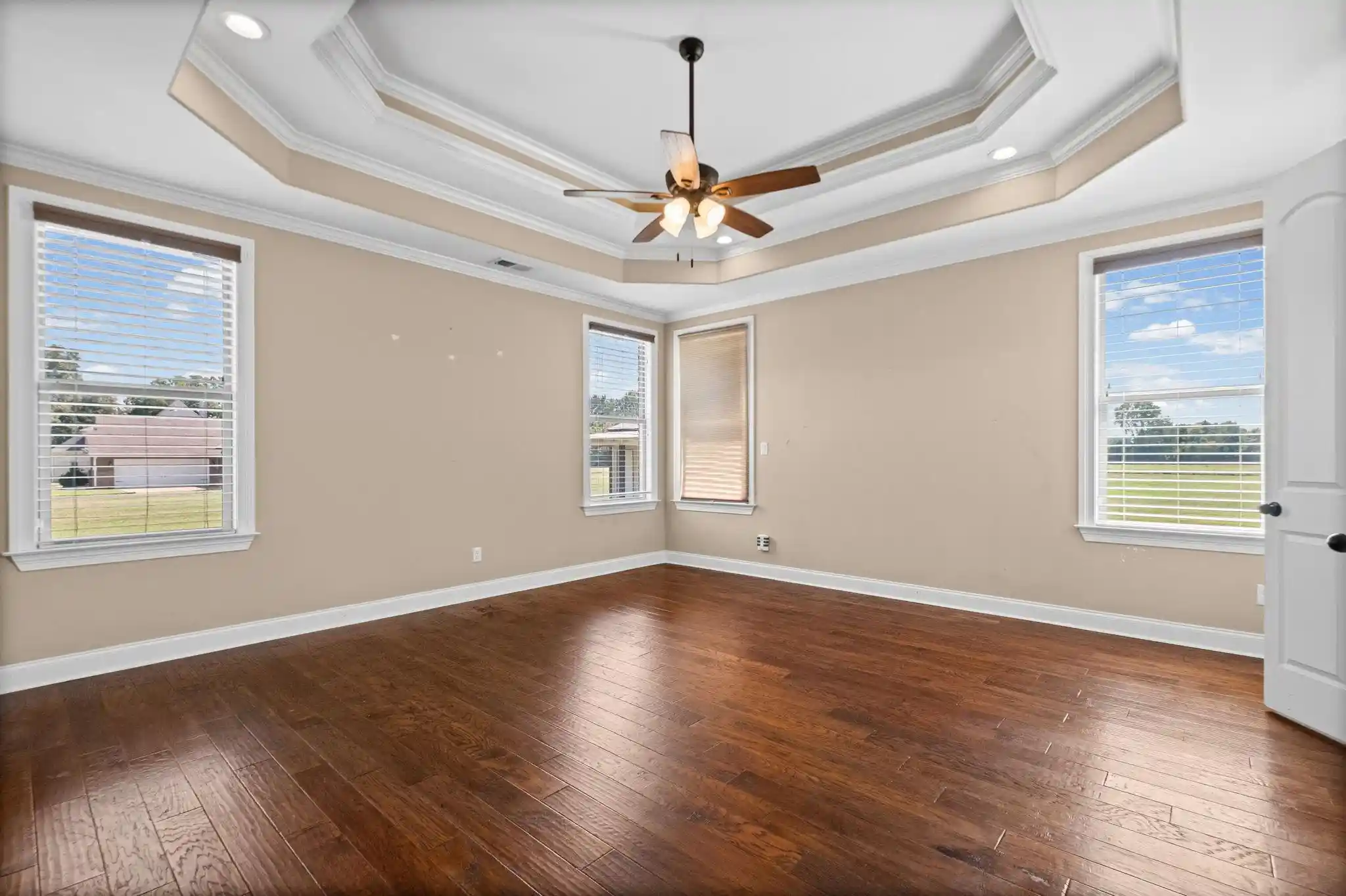 Photo 3 of Single family home for sale at 8895 N Gragg Rd, Millington, TN 38053 | MLS# 10230937 | Listing updated on 2026-09-24