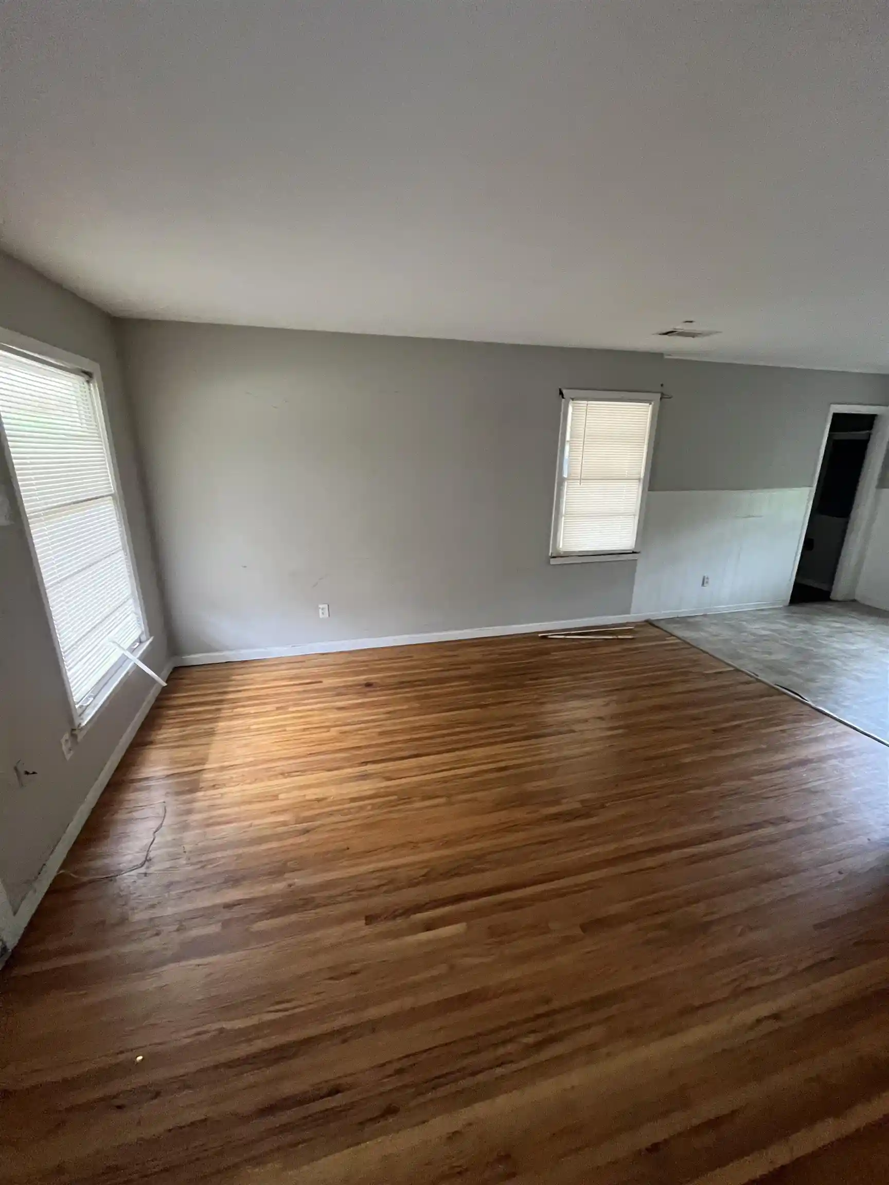 Photo 3 of Sale Pending at 3739 Wickcliff Ln, Memphis, TN 38118 | MLS# 10230940 | Listing updated on 2026-09-29