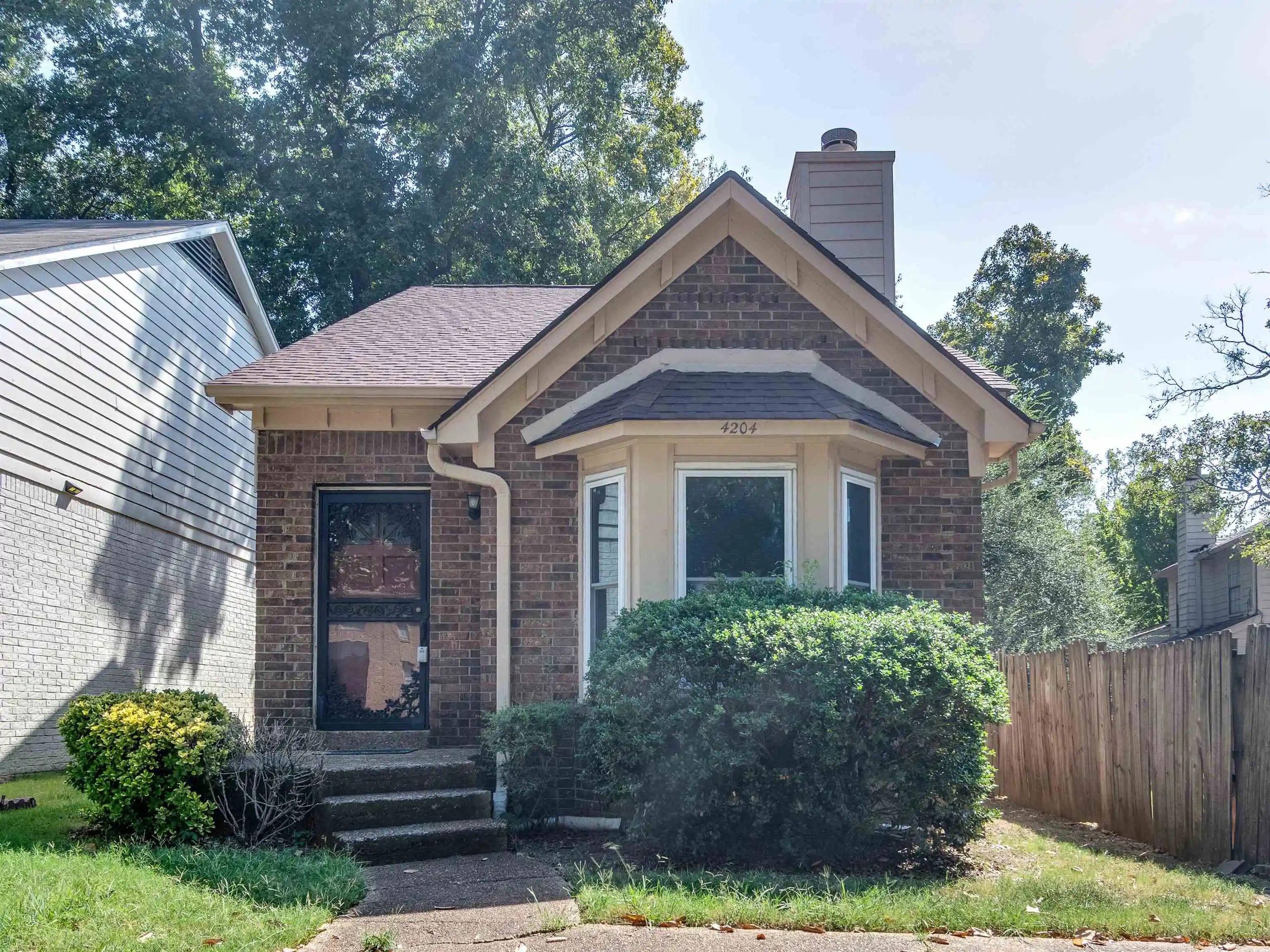 Photo 1 of Single family home for sale at 4204 Hickory Grv Dr, Memphis, TN 38141 | MLS# 10230959 | Listing updated on 2026-10-06