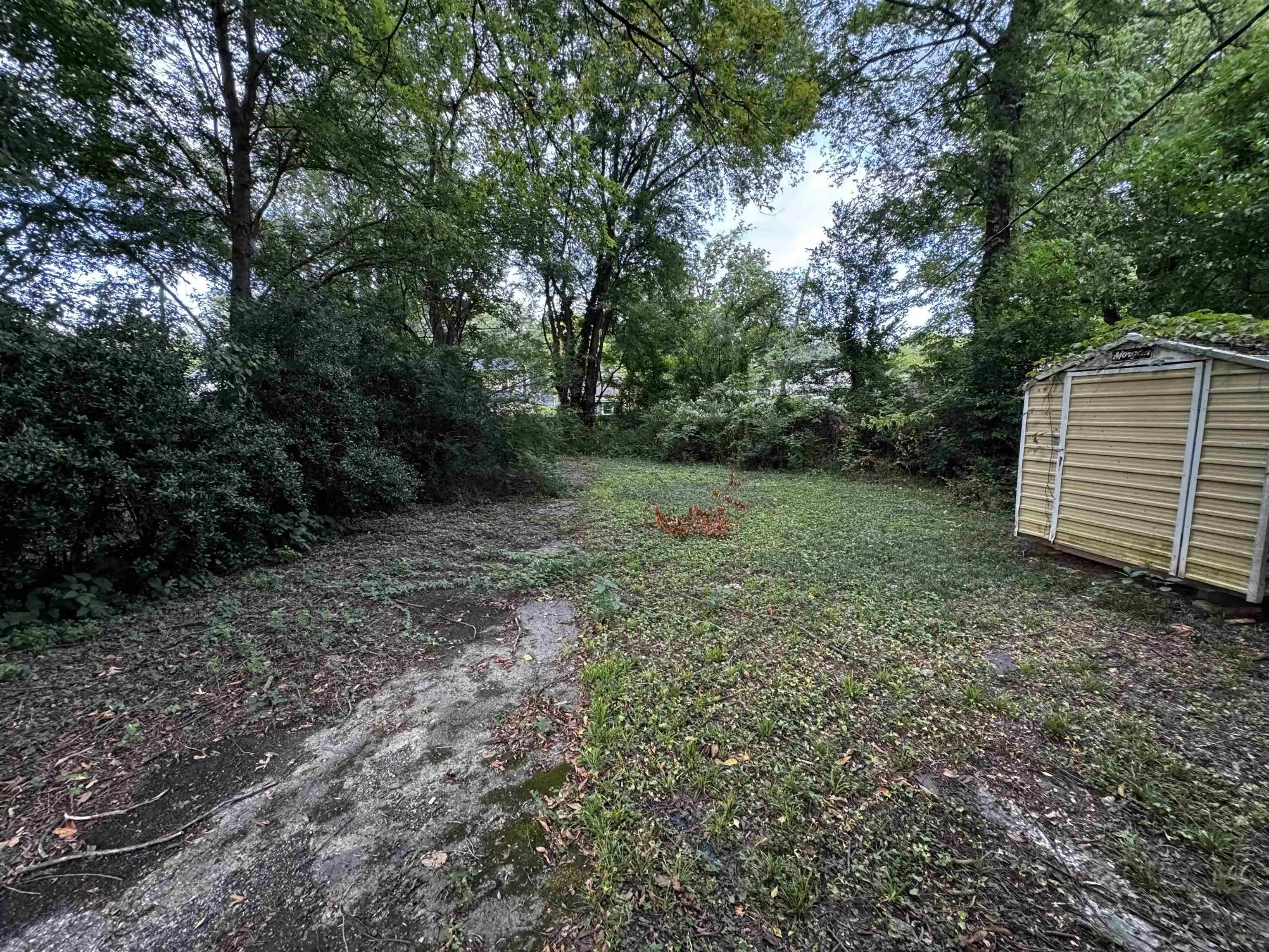 Photo 3 of Single family home for sale at 1840 Young Ave, Memphis, TN 38114 | MLS# 10231010 | Listing updated on 2026-10-05