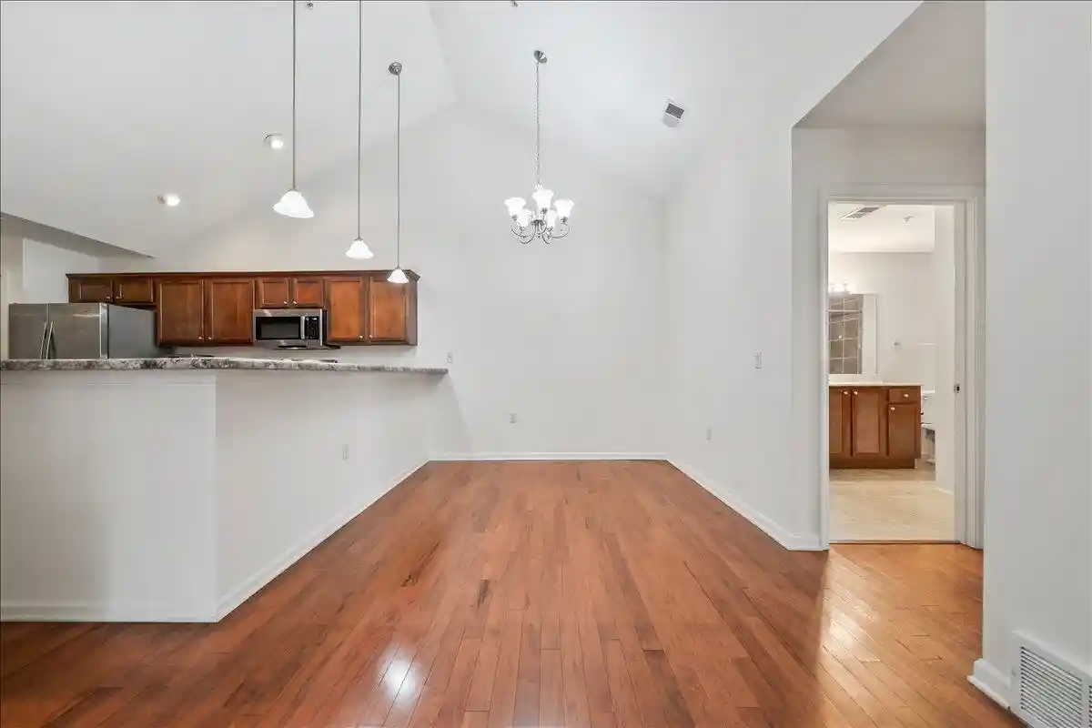 Photo 3 of Sale Pending at 1700 W Southfield Cir, Cordova, TN 38016 | MLS# 10231023 | Listing updated on 2026-10-03