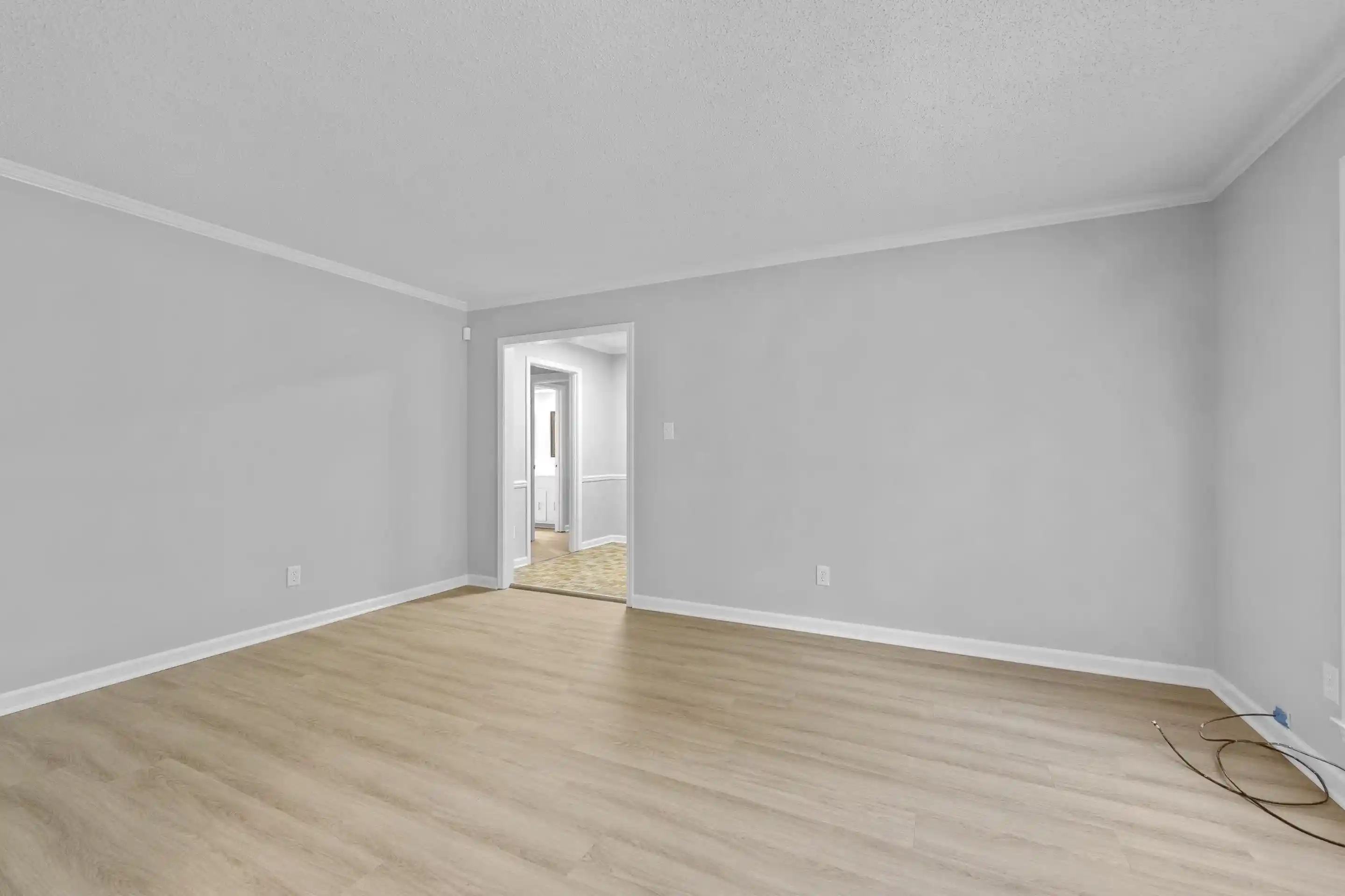 Photo 4 of Sale Pending at 4116 Kingscrest Cv, Memphis, TN 38115 | MLS# 10231026 | Listing updated on 2026-10-01