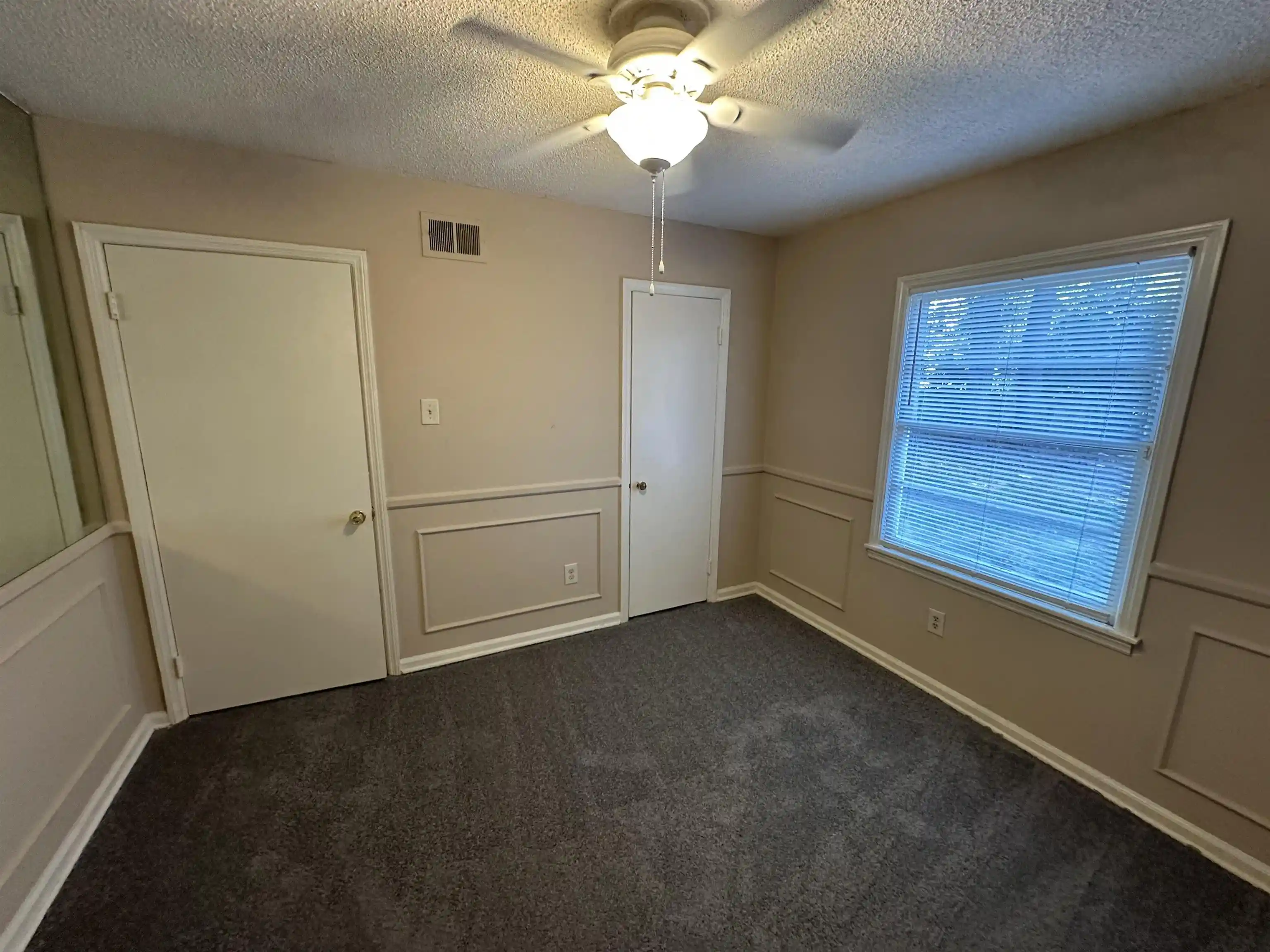 Photo 3 of Single family home for sale at 1403 S White Sta Rd, Memphis, TN 38117 | MLS# 10231074 | Listing updated on 2026-09-30