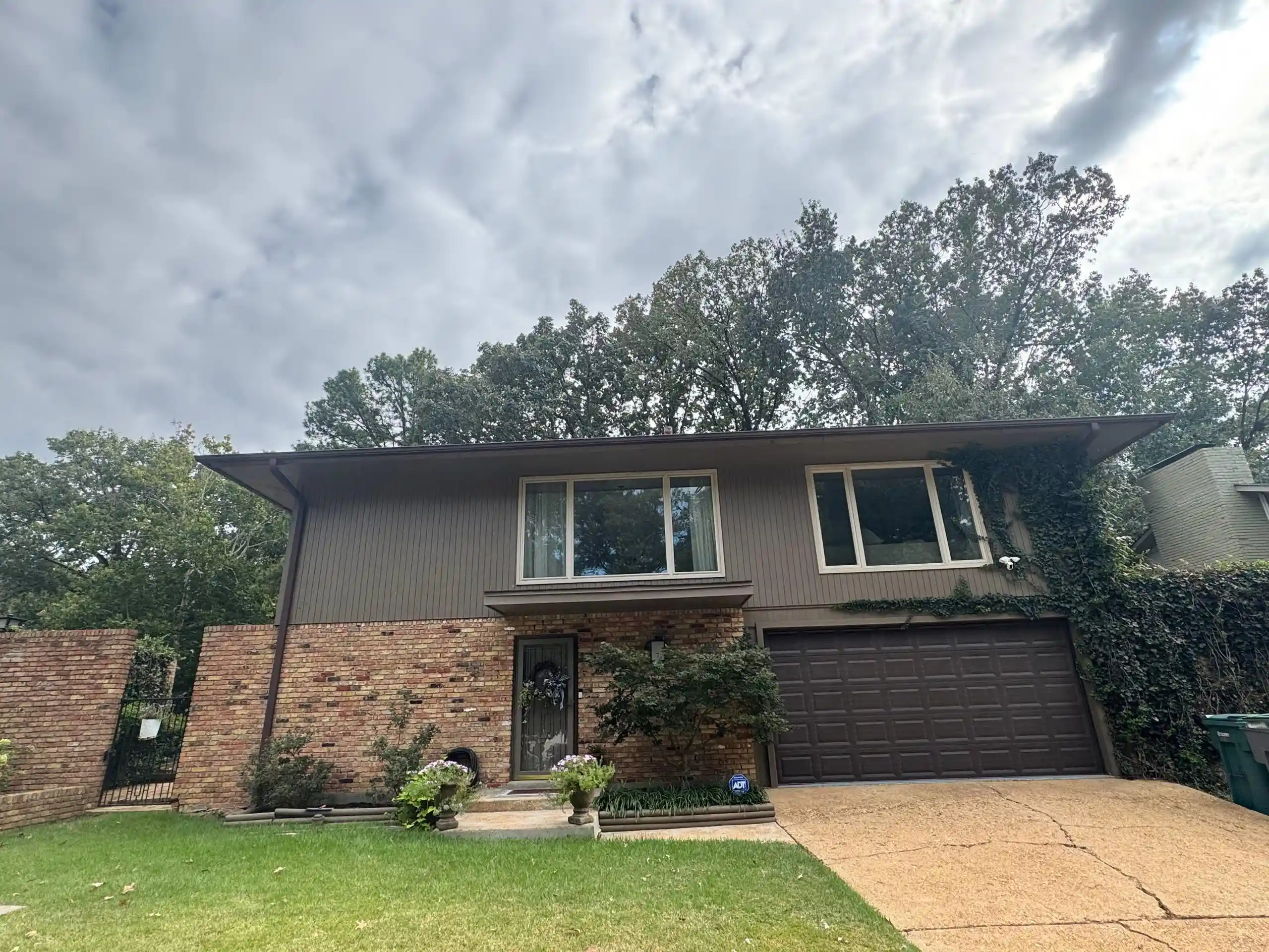 Photo 1 of Single family home for sale at 5705 Normandy Rd, Memphis, TN 38120 | MLS# 10231077 | Listing updated on 2026-09-26