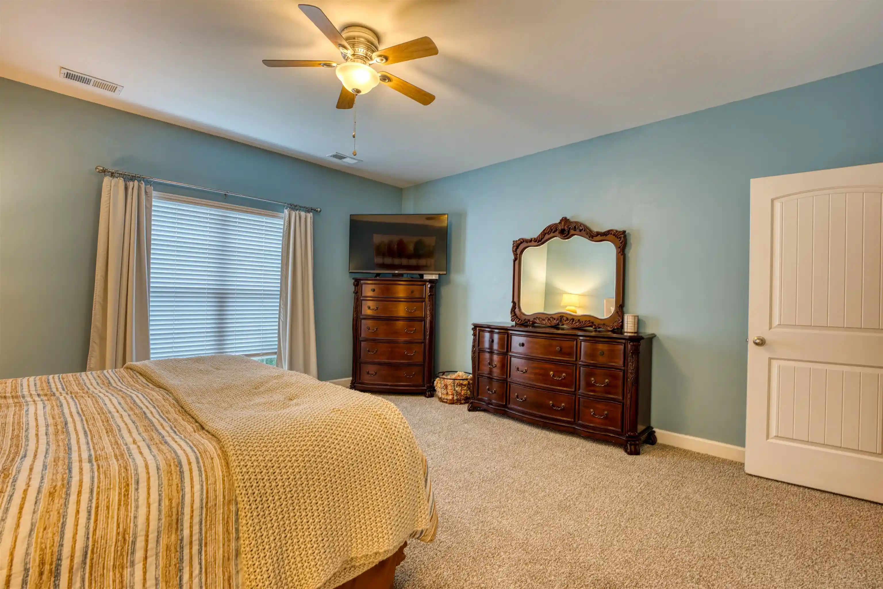 Photo 3 of Single family home for sale at 215 Breezy Loop, Oakland, TN 38060 | MLS# 10231087 | Listing updated on 2026-10-08