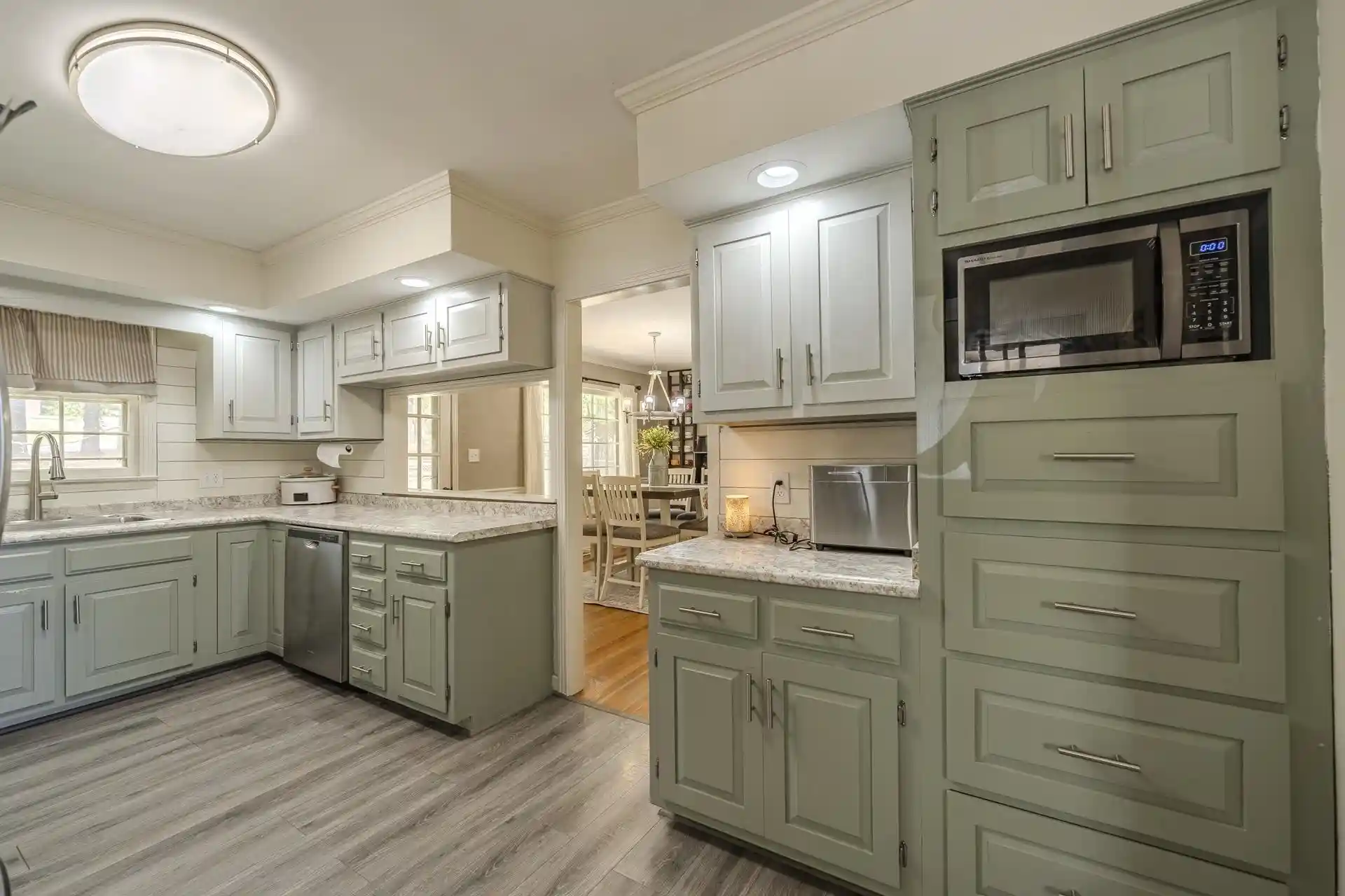 Photo 4 of Single family home for sale at 938 E Poplar Ave, Selmer, TN 38375 | MLS# 10231096 | Listing updated on 2026-09-25