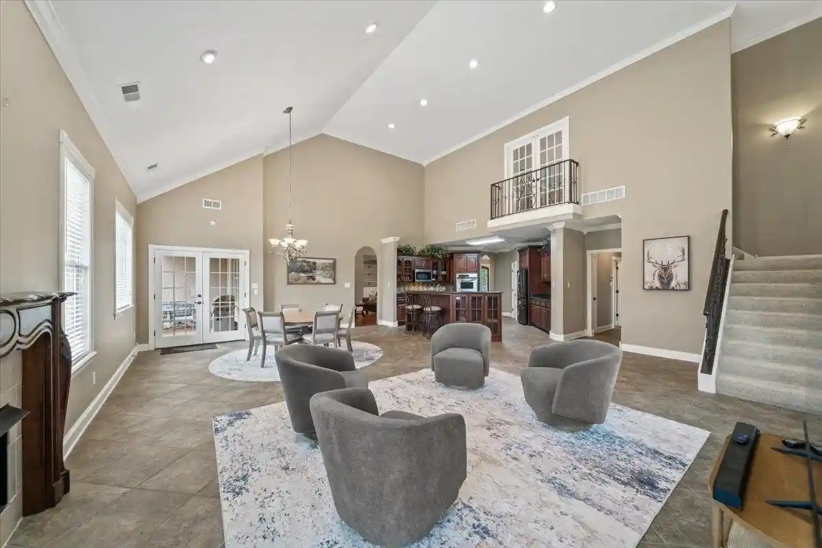 Photo 2 of Single family home for sale at 1985 Raleigh Lagrange Dr, Rossville, TN 38066 | MLS# 10231130 | Listing updated on 2026-09-25