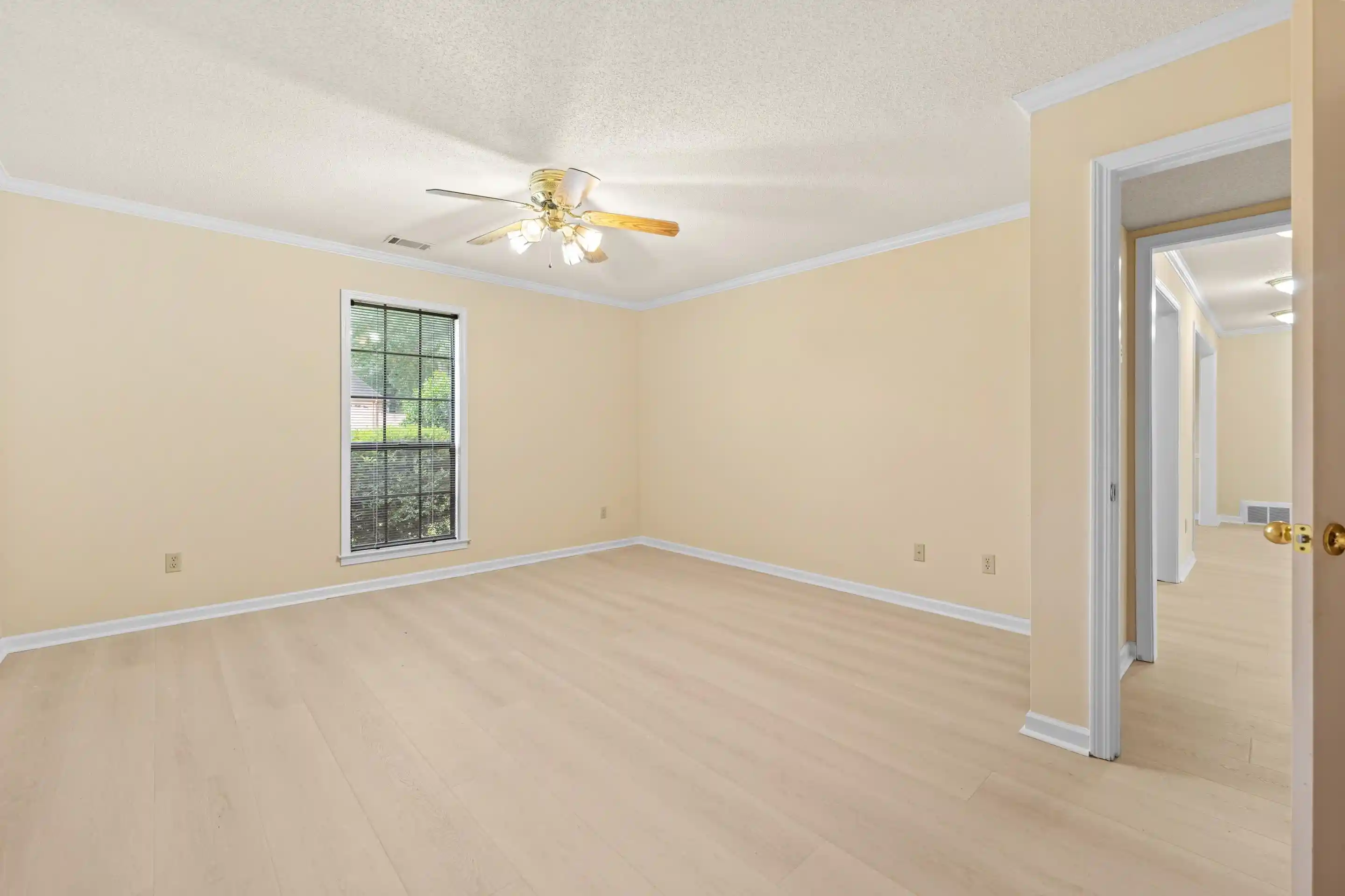 Photo 4 of Single family home for sale at 6598 Stonetrace Dr, Bartlett, TN 38135 | MLS# 10231155 | Listing updated on 2026-09-25