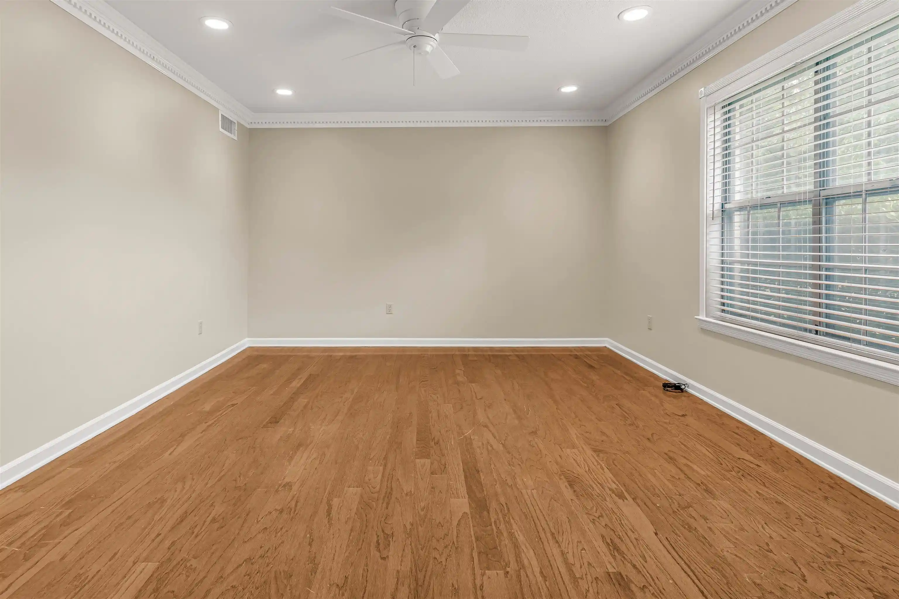 Photo 4 of Sale Pending at 5642 Ackerman Cv, Bartlett, TN 38134 | MLS# 10231168 | Listing updated on 2026-09-30