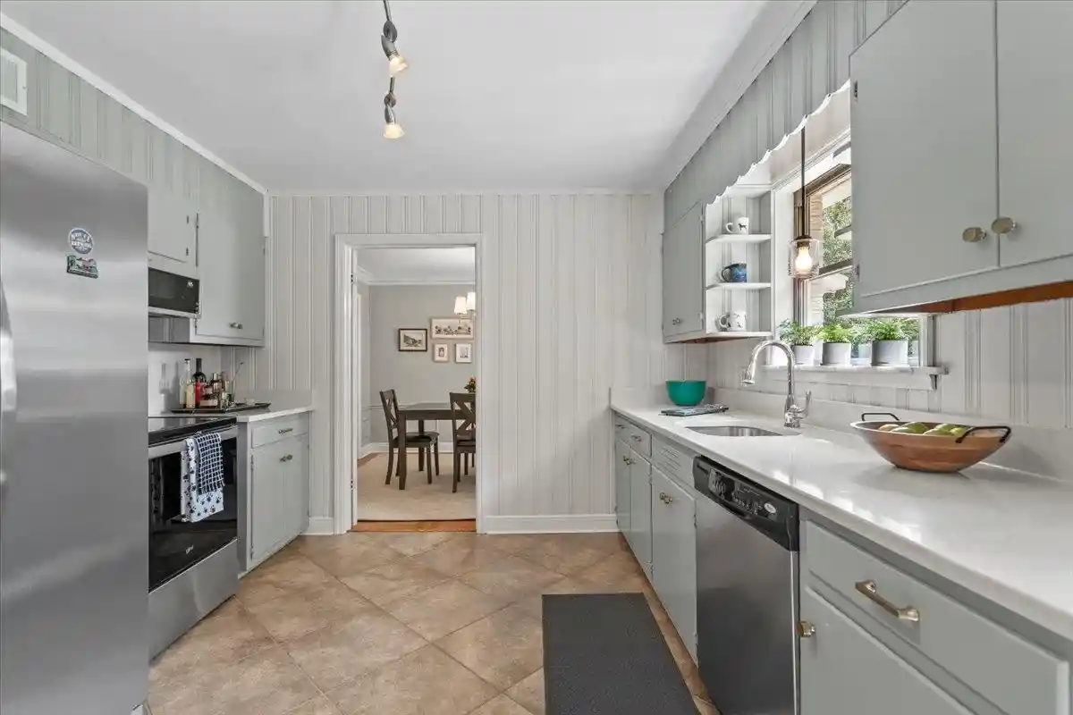 Photo 3 of Sale Pending at 4165 Minden Rd, Memphis, TN 38117 | MLS# 10231169 | Listing updated on 2026-09-29