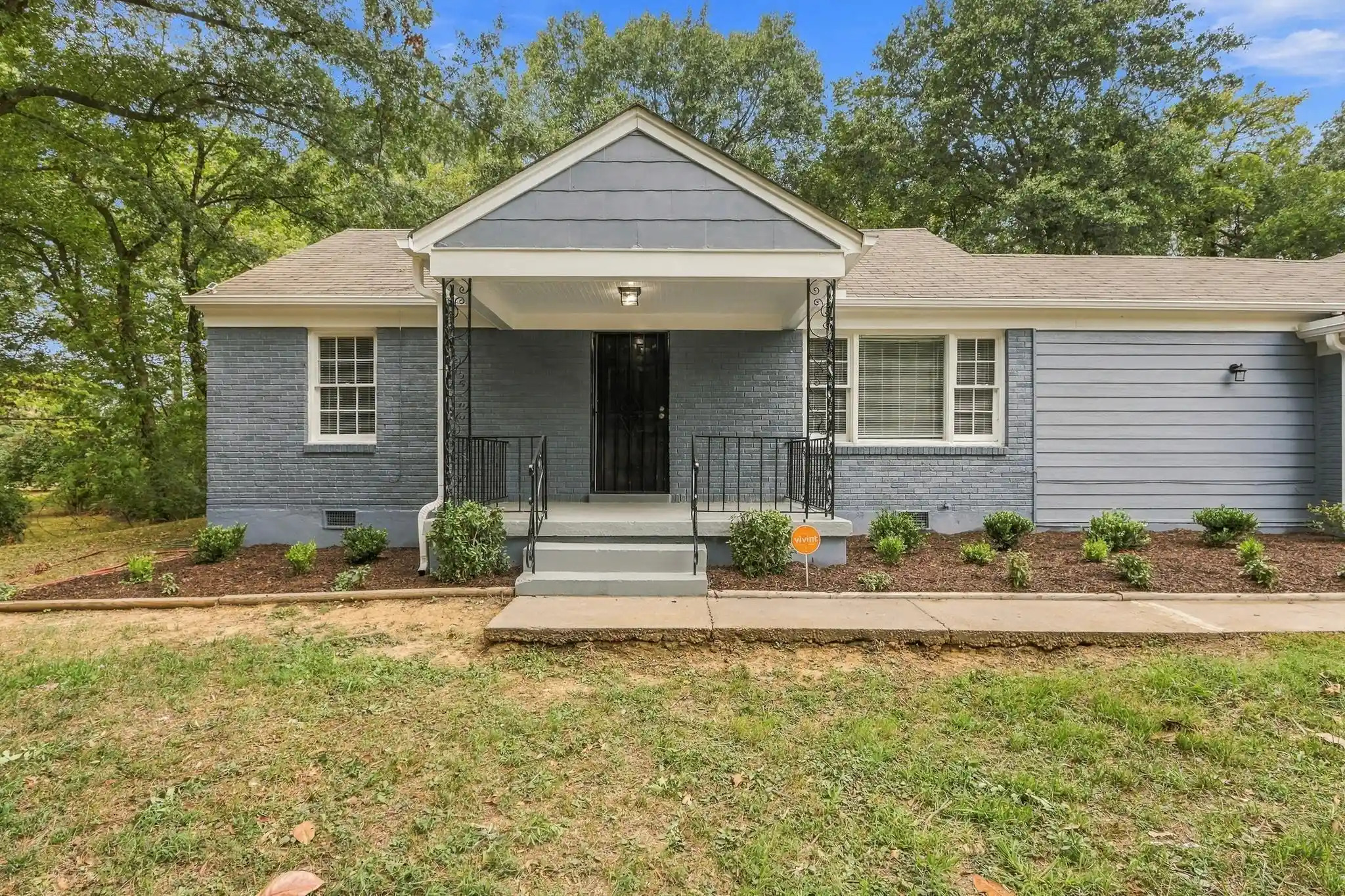Photo 1 of Single family home for sale at 1686 Alta Vista Dr, Memphis, TN 38127 | MLS# 10231171 | Listing updated on 2026-09-26