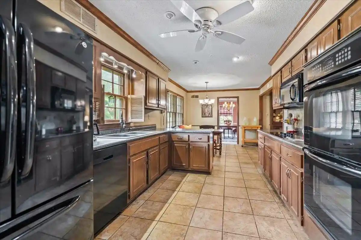 Photo 3 of Single family home for sale at 7351 Eastern Ave, Germantown, TN 38138 | MLS# 10231184 | Listing updated on 2026-09-26