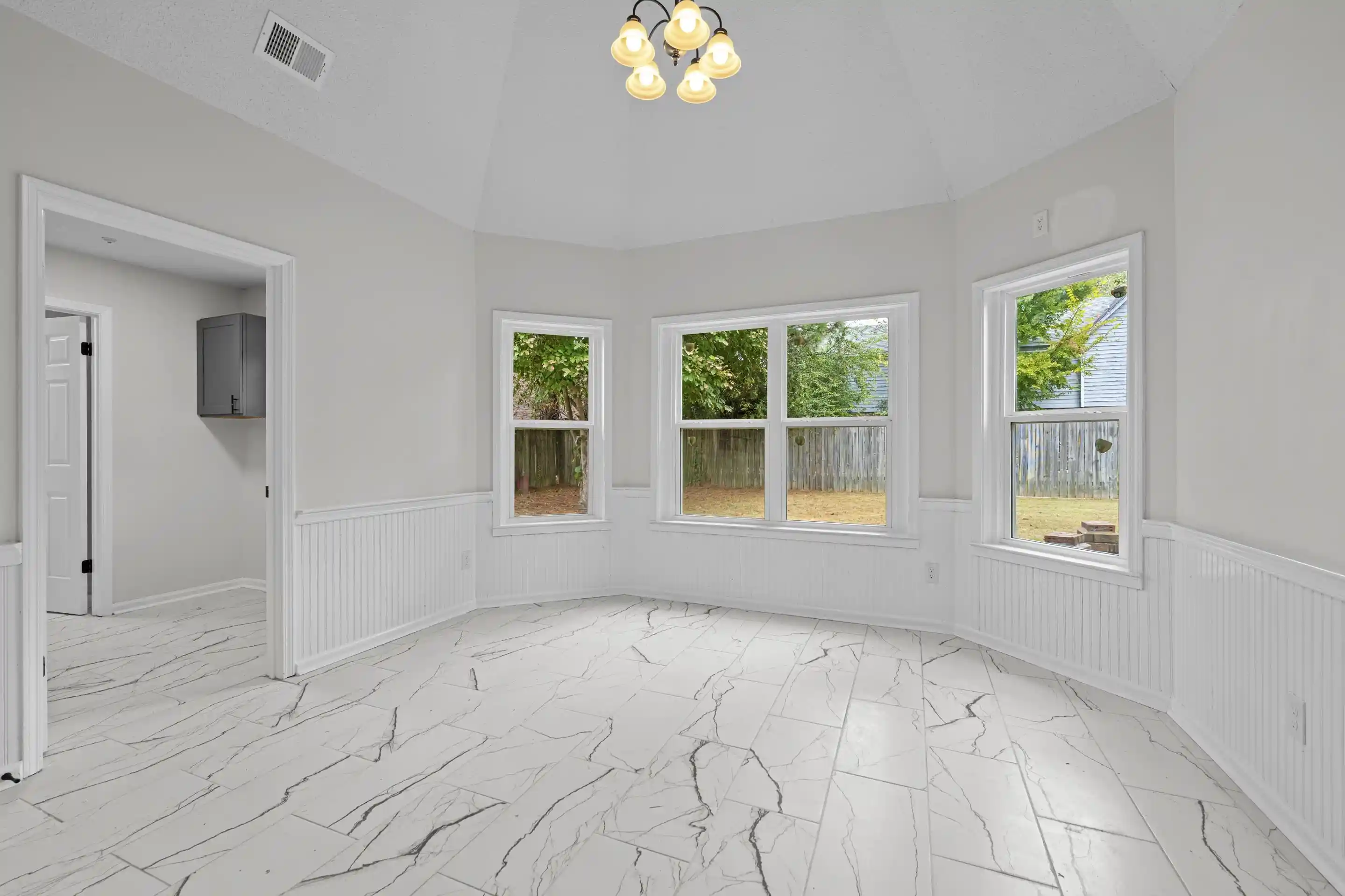 Photo 2 of Sale Pending at 4284 Fox Race Cv, Memphis, TN 38141 | MLS# 10231202 | Listing updated on 2026-10-07