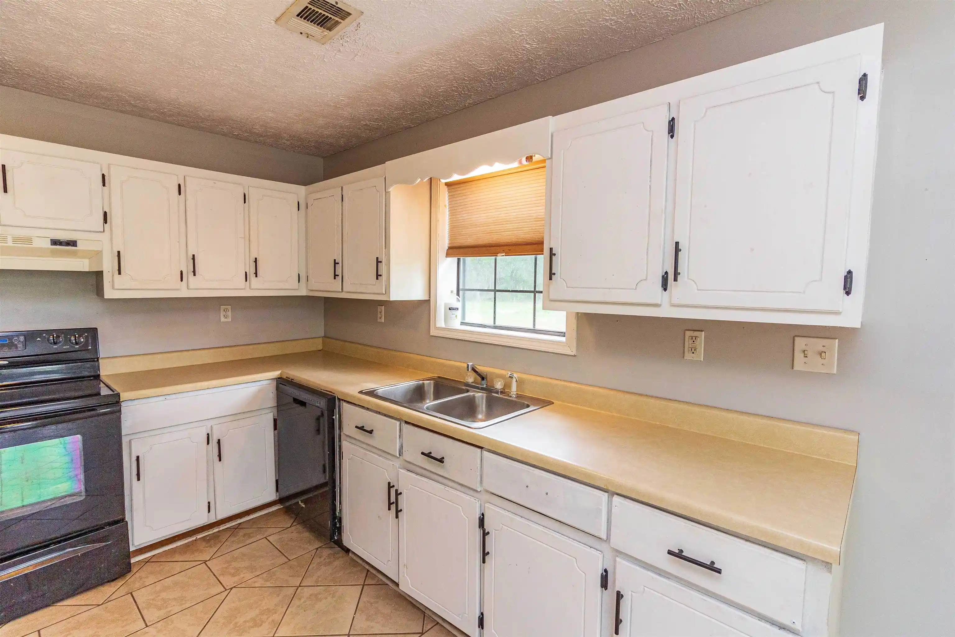Photo 3 of Single family home for sale at 941 Mt Vernon Rd, Ramer, TN 38367 | MLS# 10231205 | Listing updated on 2026-10-09