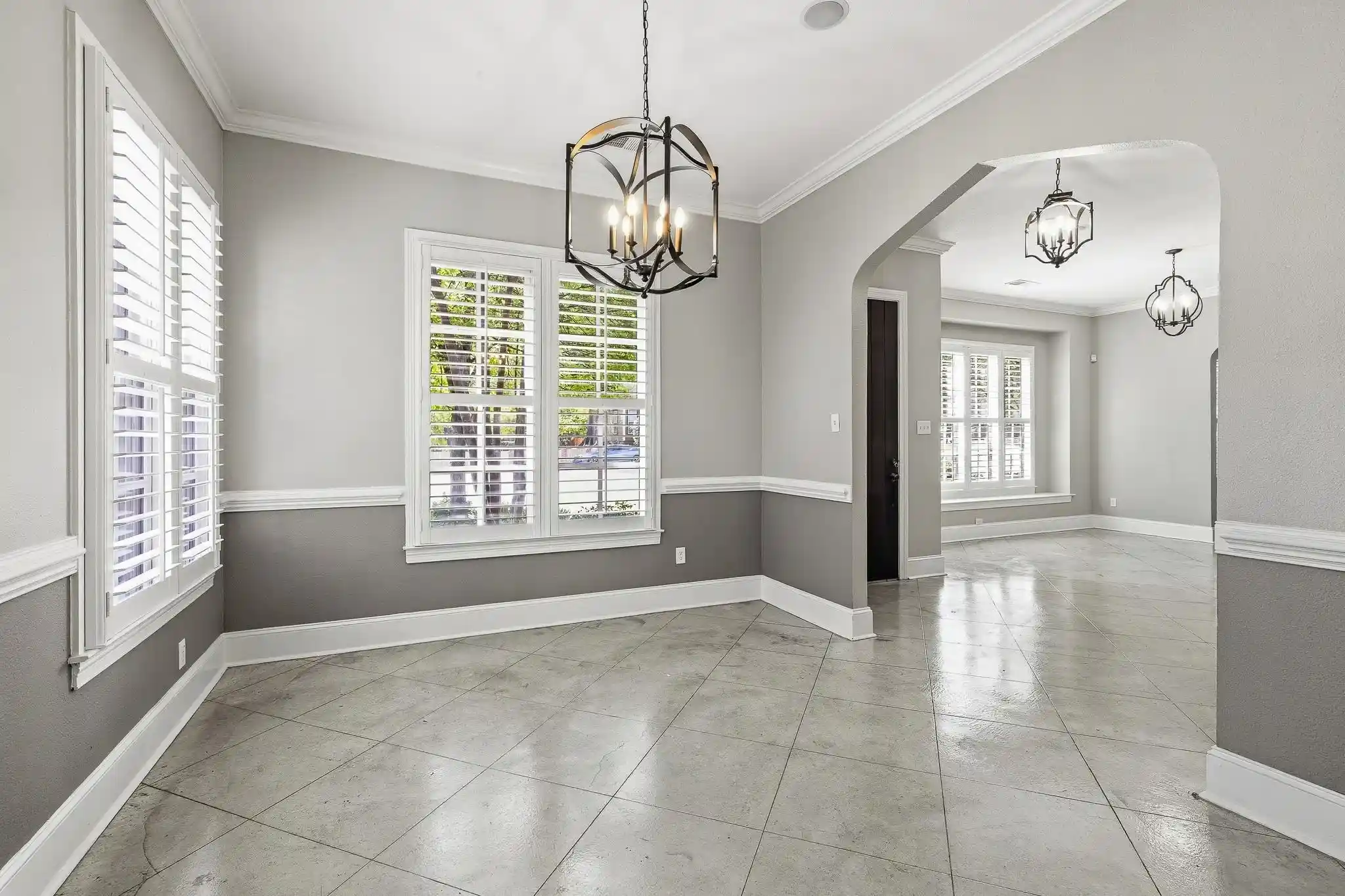 Photo 3 of Single family home for sale at 1872 Peabody Ave, Memphis, TN 38104 | MLS# 10231261 | Listing updated on 2026-09-28