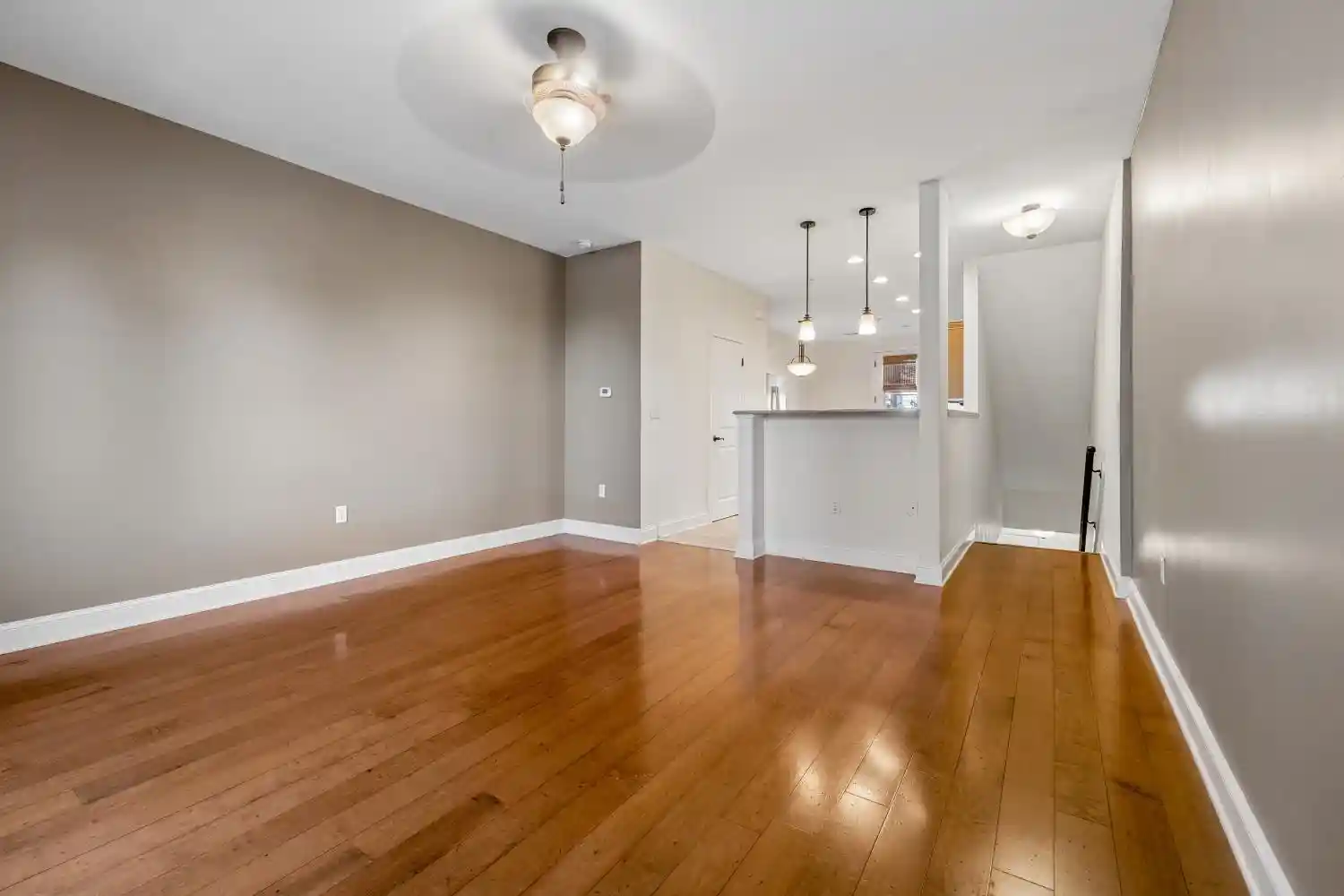 Photo 2 of Condo for sale at 75 Shoemaker Ct #102, Memphis, TN 38103 | MLS# 10231263 | Listing updated on 2026-09-28