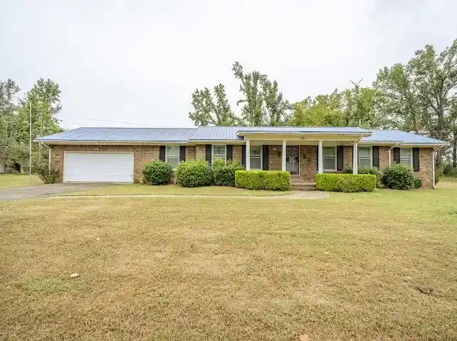 Photo 1 of Single family home for sale at 660 Hinton Rd, Counce, TN 38326 | MLS# 10231269 | Listing updated on 2026-09-28