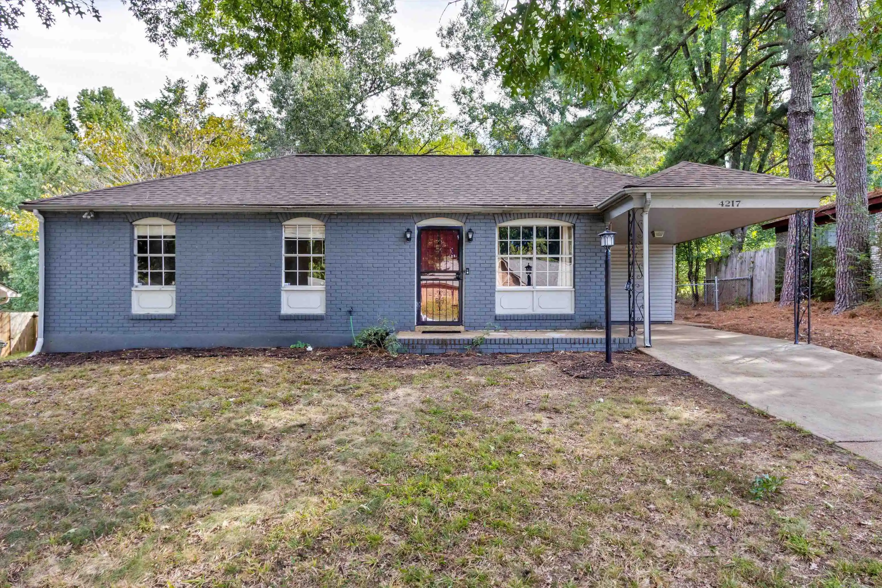 Photo 1 of Single family home for sale at 4217 Oakcrest Ave, Memphis, TN 38128 | MLS# 10231293 | Listing updated on 2026-09-30